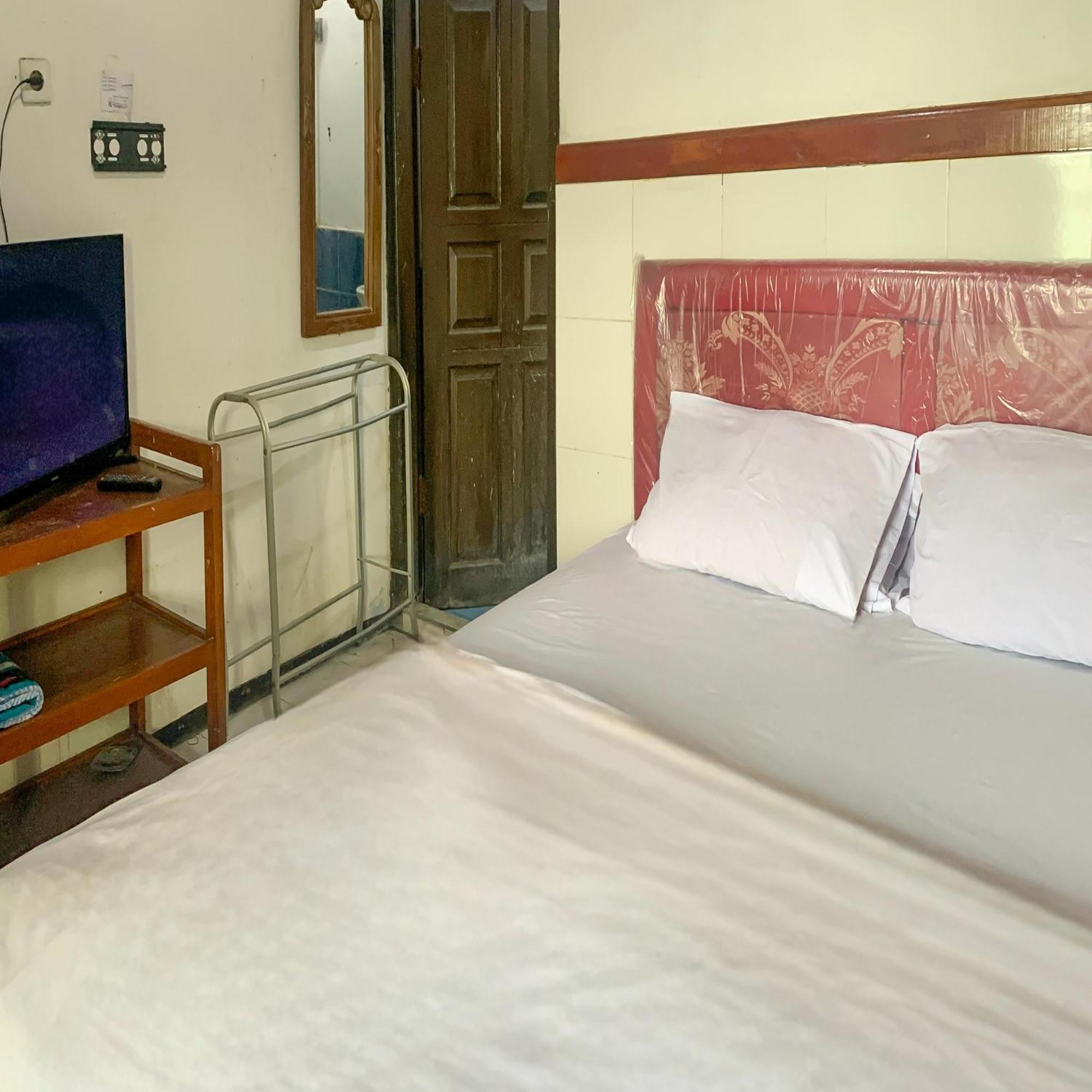 Standard Double Room - Photo 3