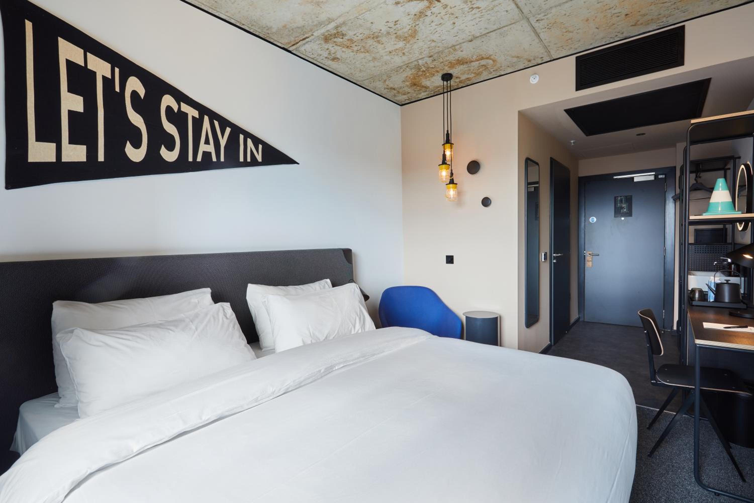 Standard King Room