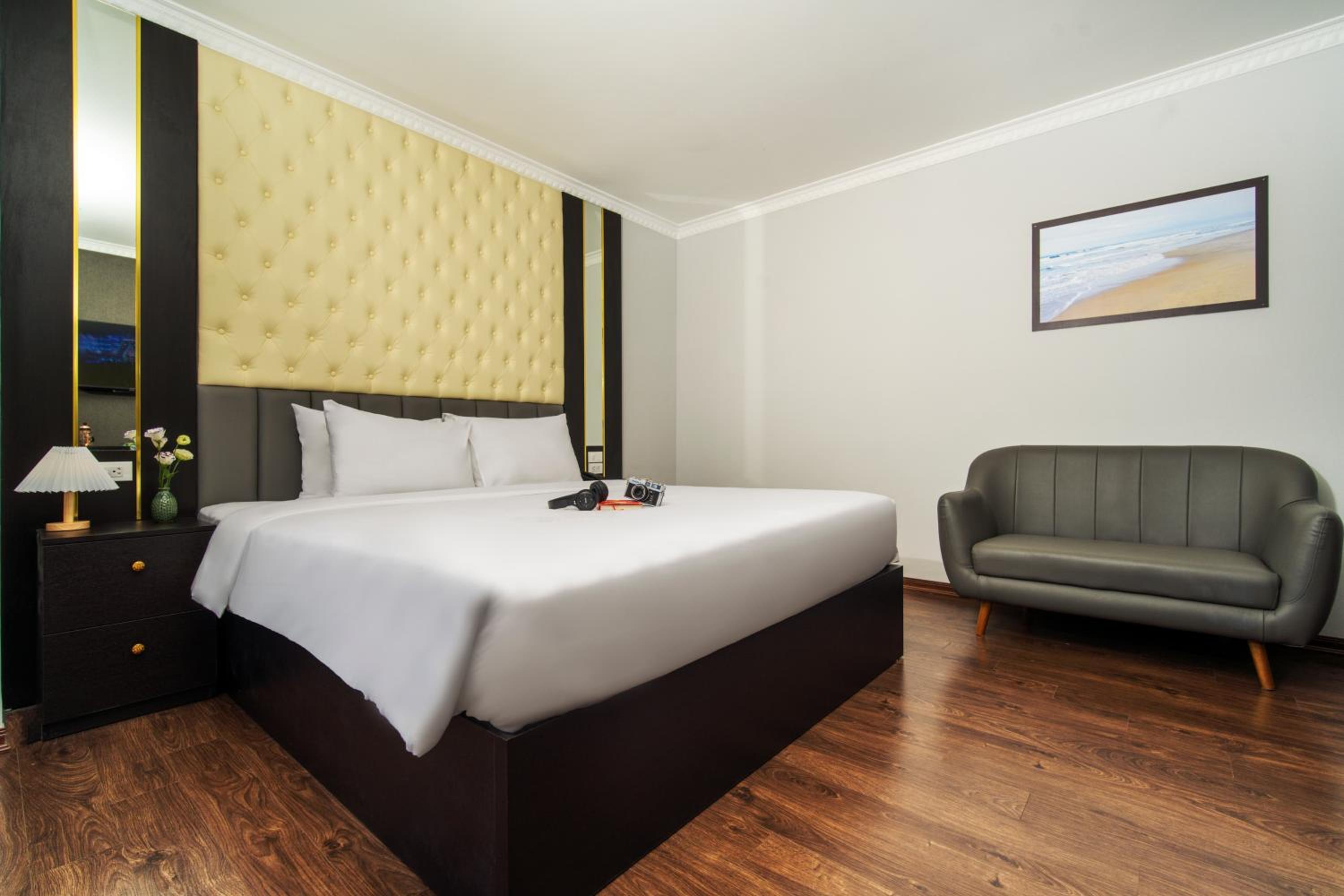 Deluxe Double Room With Balcony
