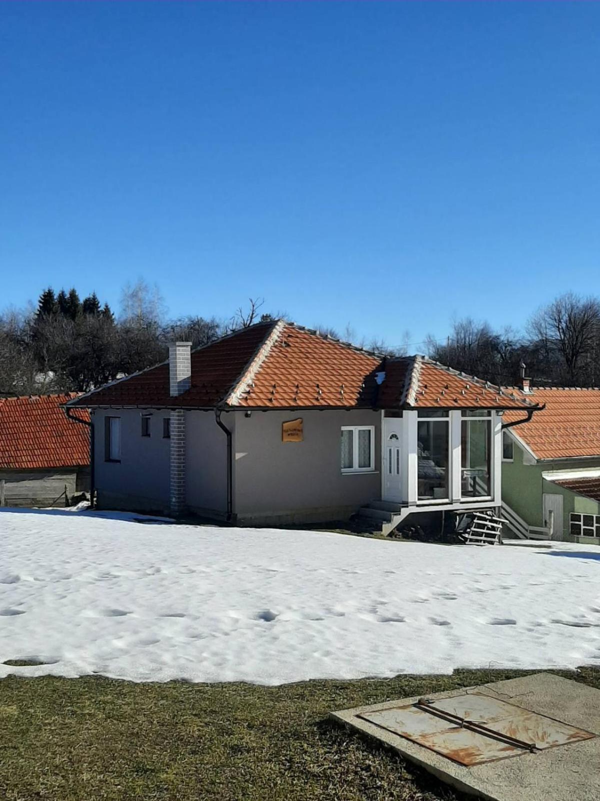 Two-Bedroom House photo 2