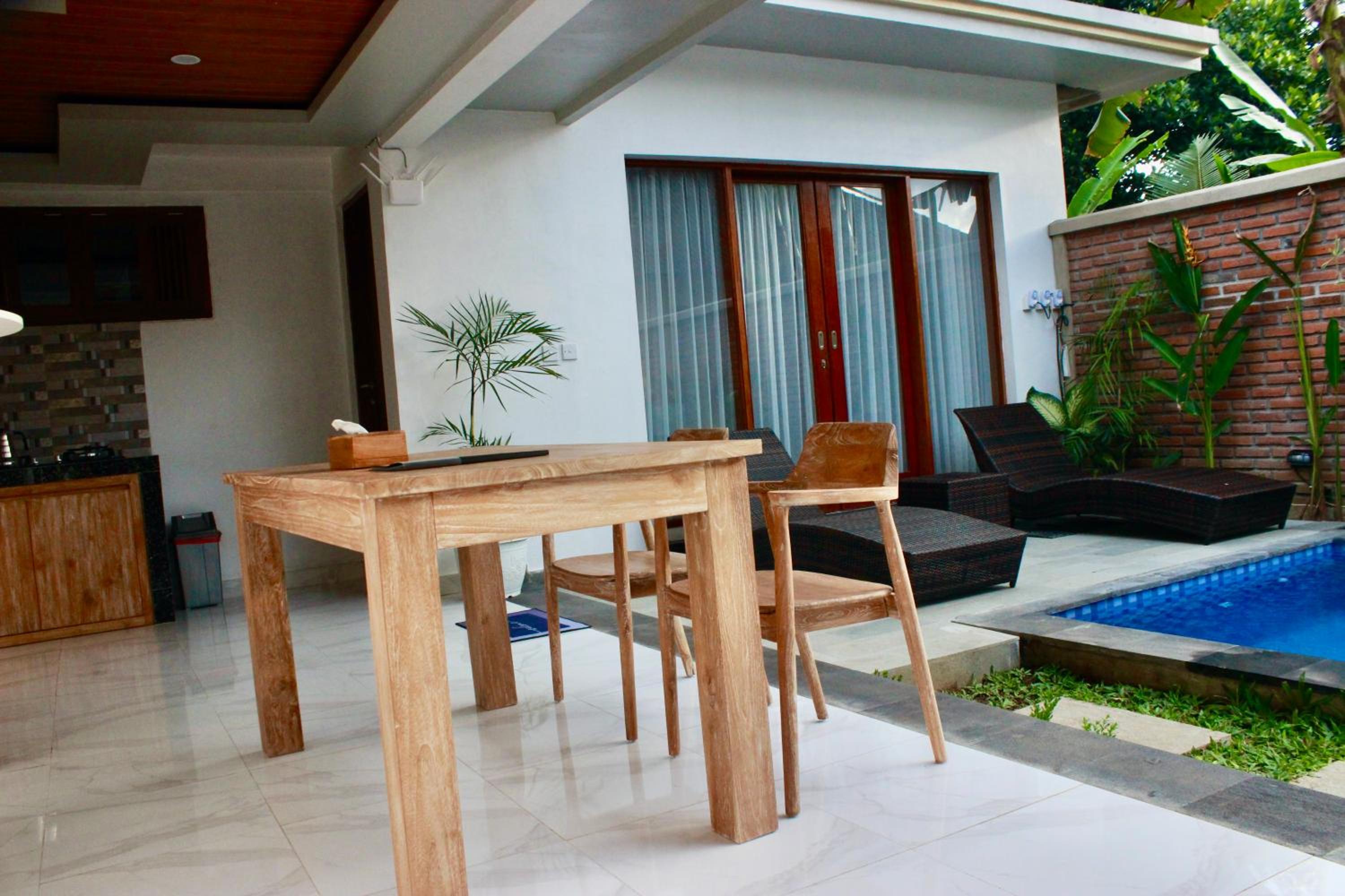 Villa With Private Pool - Photo 4