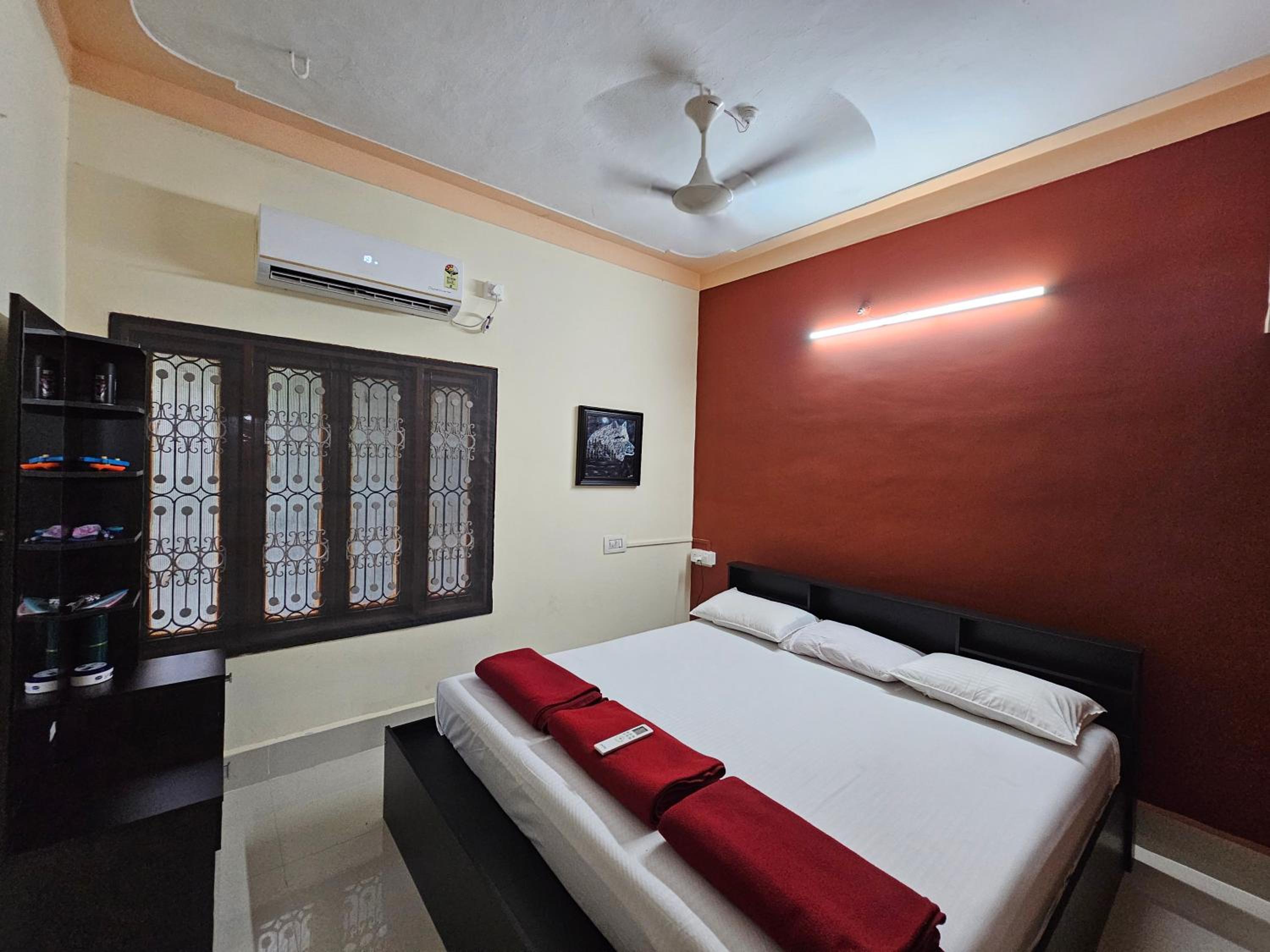 Two-Bedroom Deluxe Apartment with Balcony photo 1
