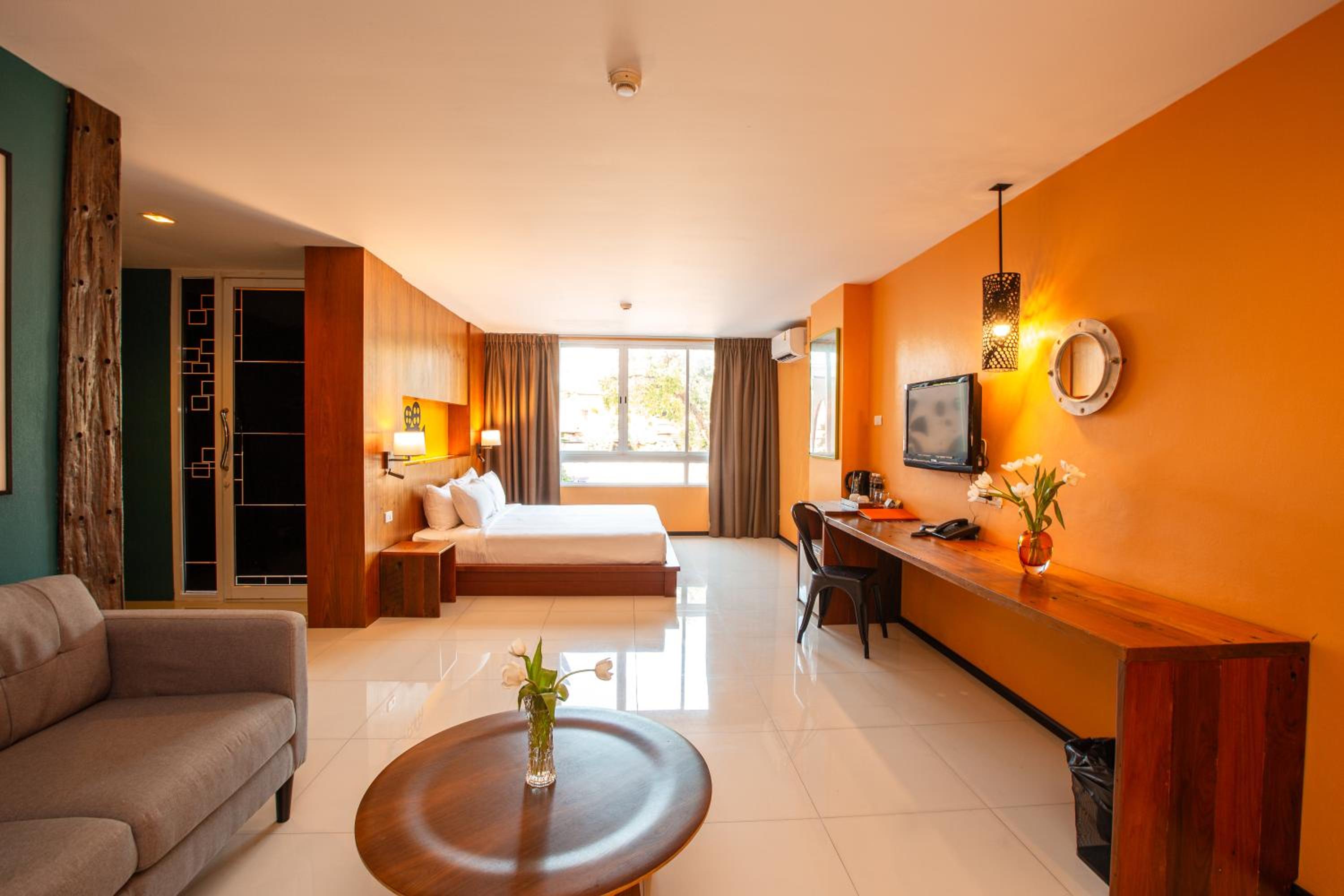Deluxe Plus Double Room photo 3