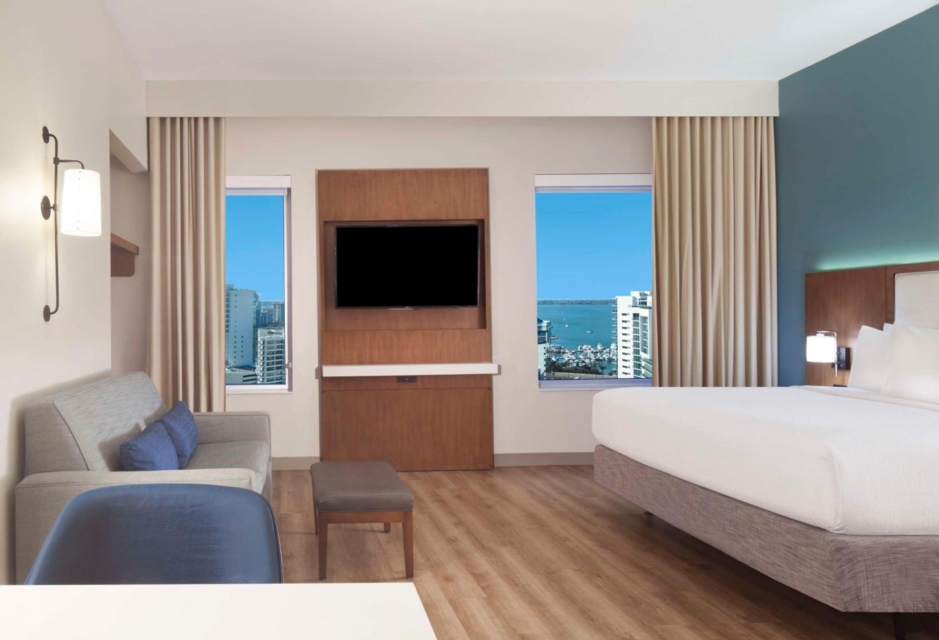 King Studio Suite