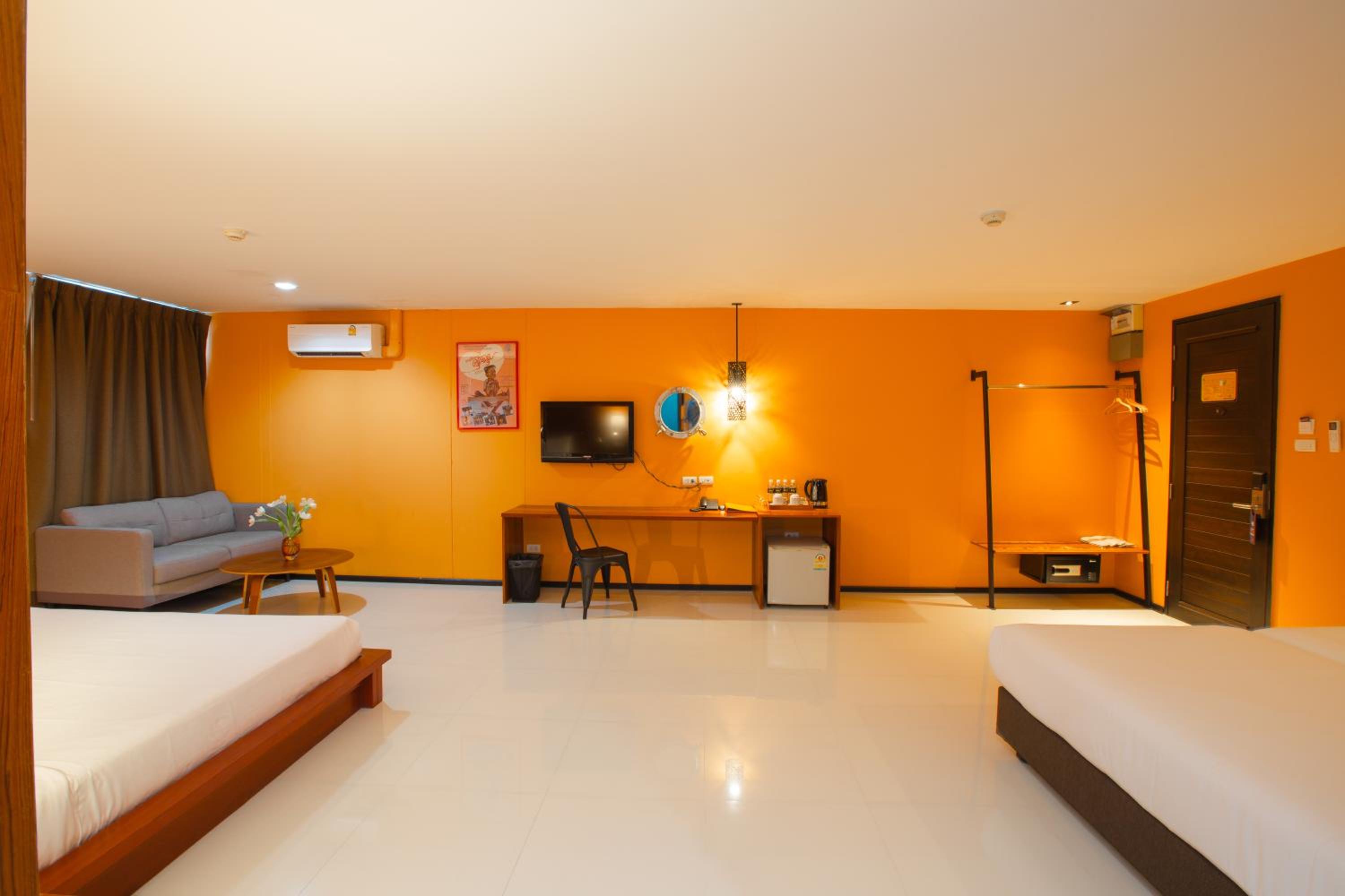 Family Room photo 2