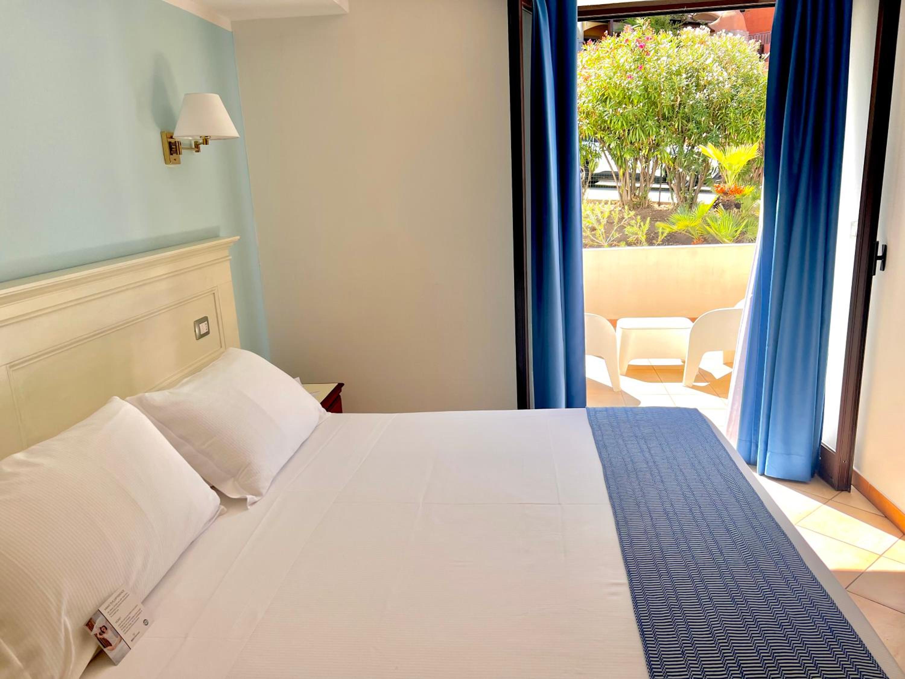 Comfort Queen Room - Non-Smoking  - Photo 4