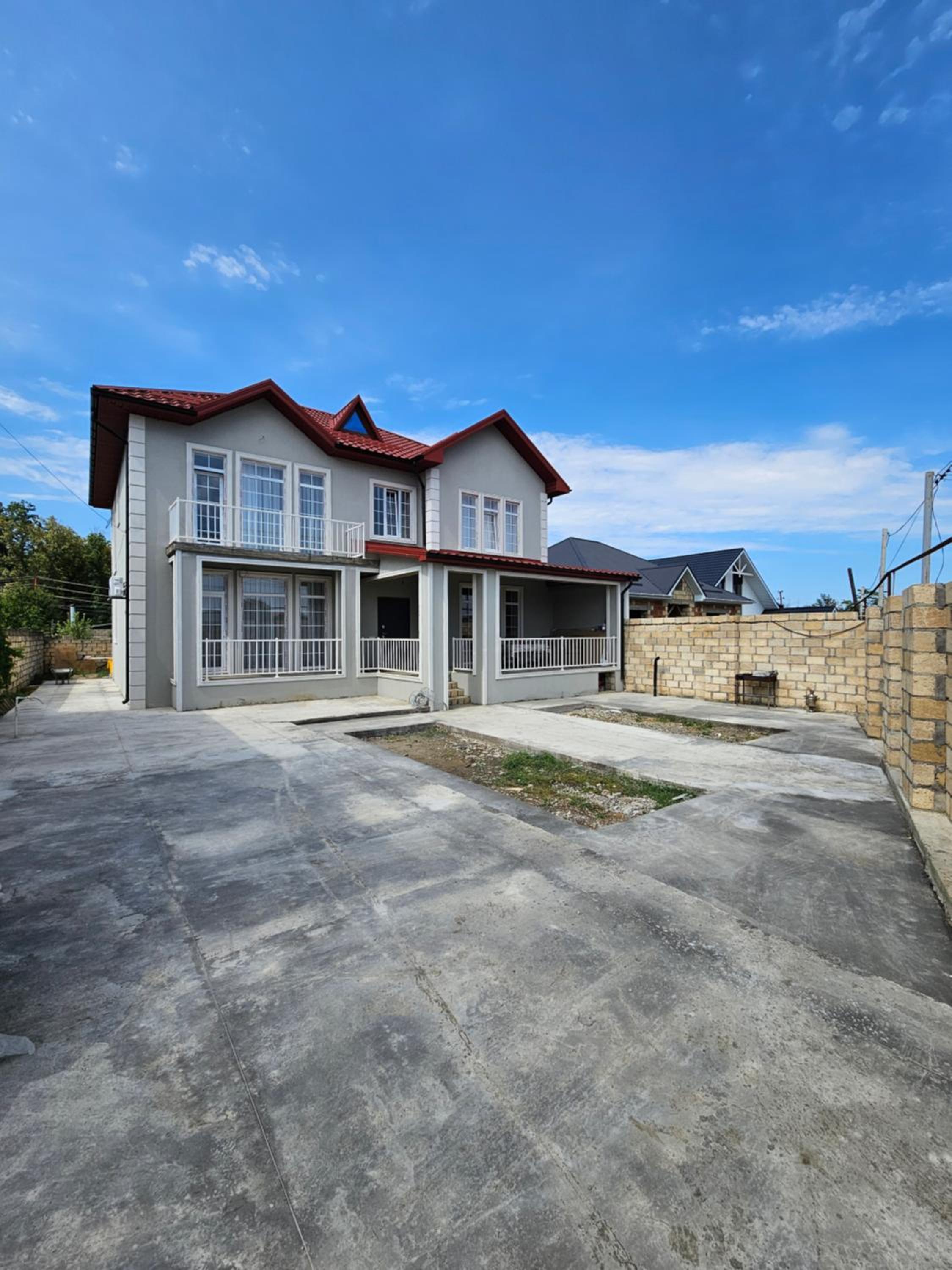 Villa photo 3