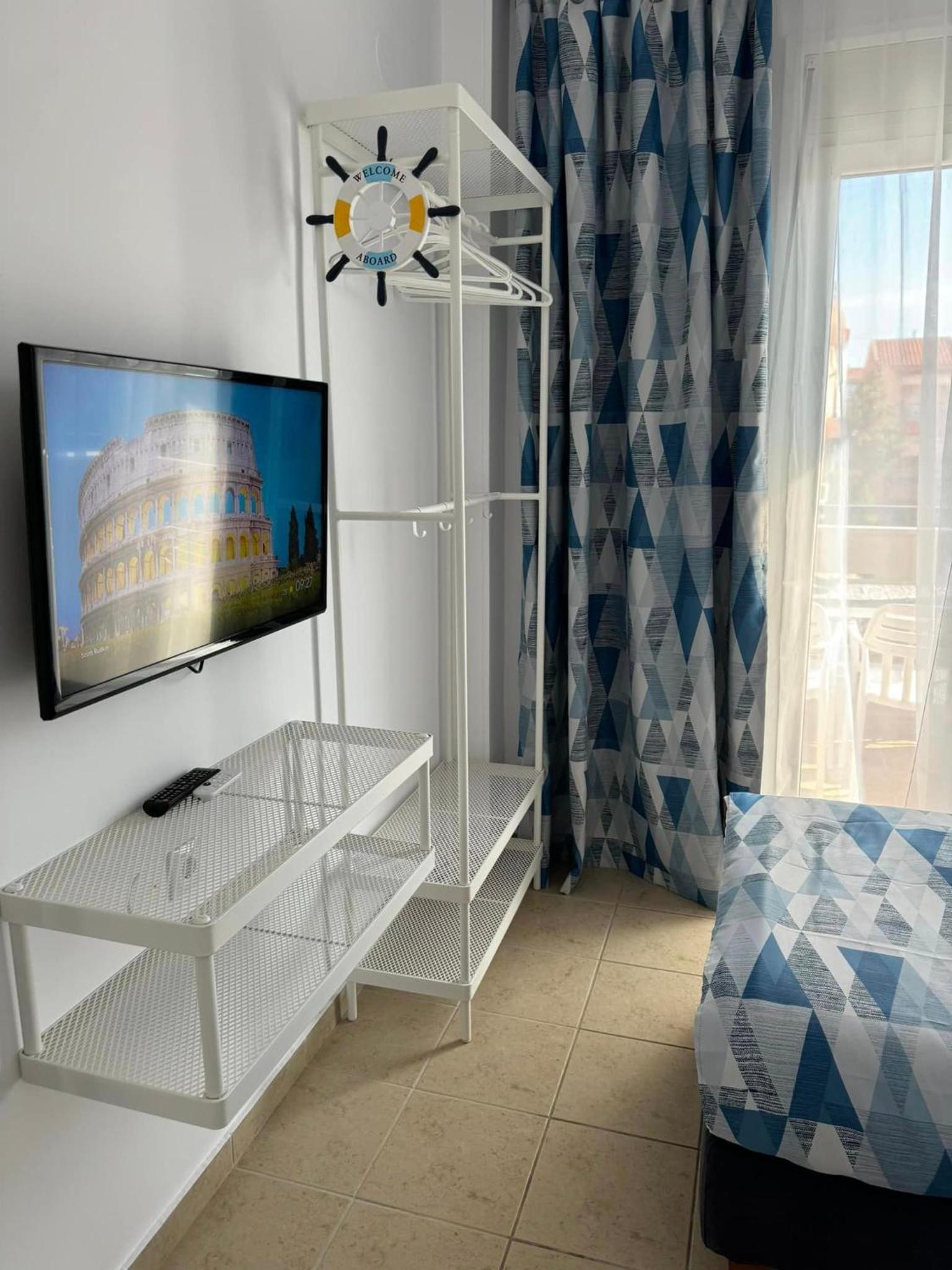 Two-Bedroom Apartment photo 2