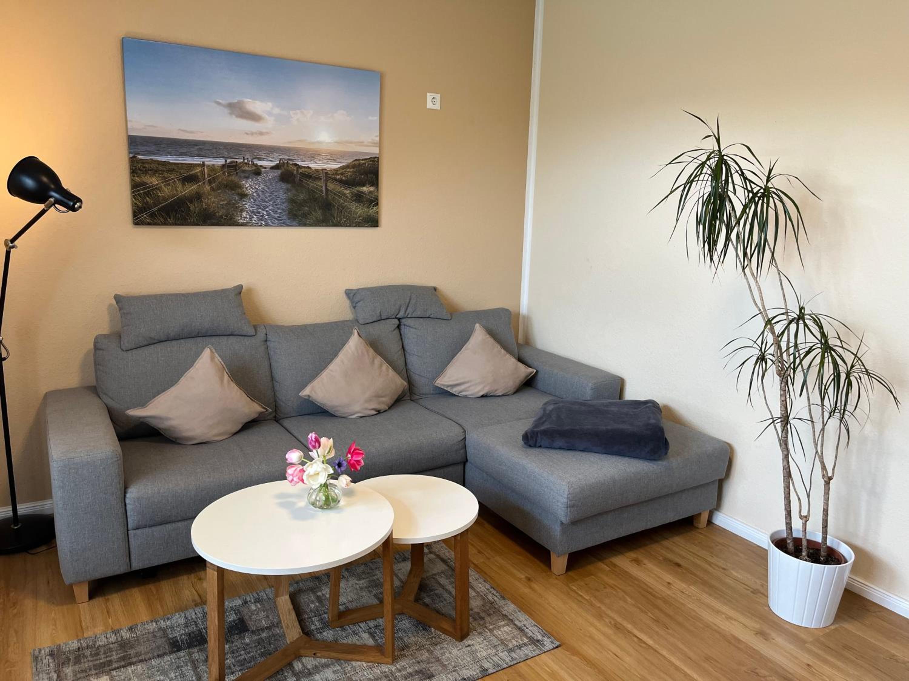 Two-Bedroom Apartment with Terrace photo 2