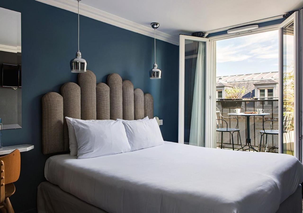 Superior Double Room with Balcony