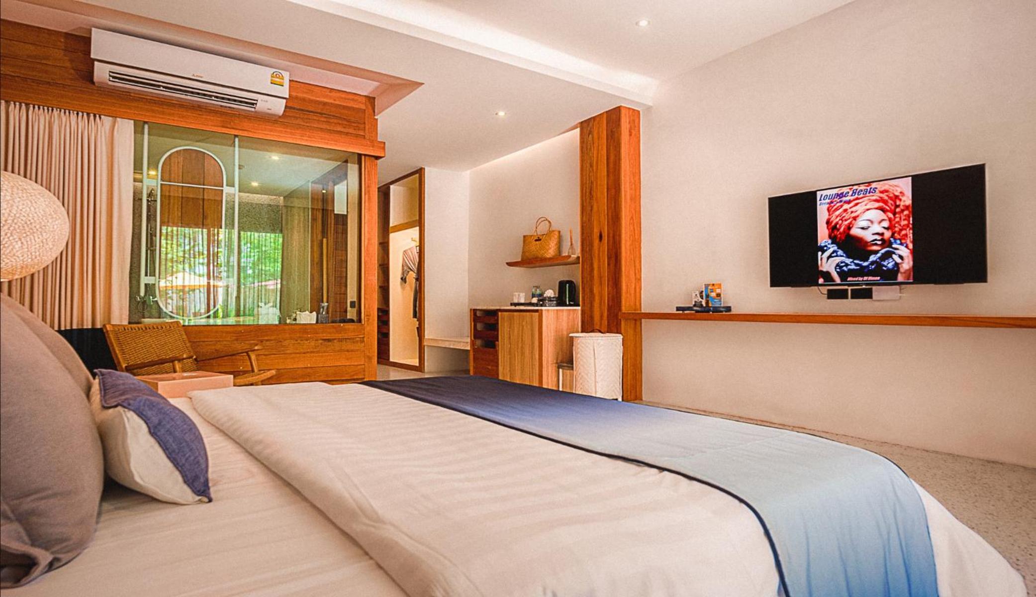 Deluxe Double Room photo 3