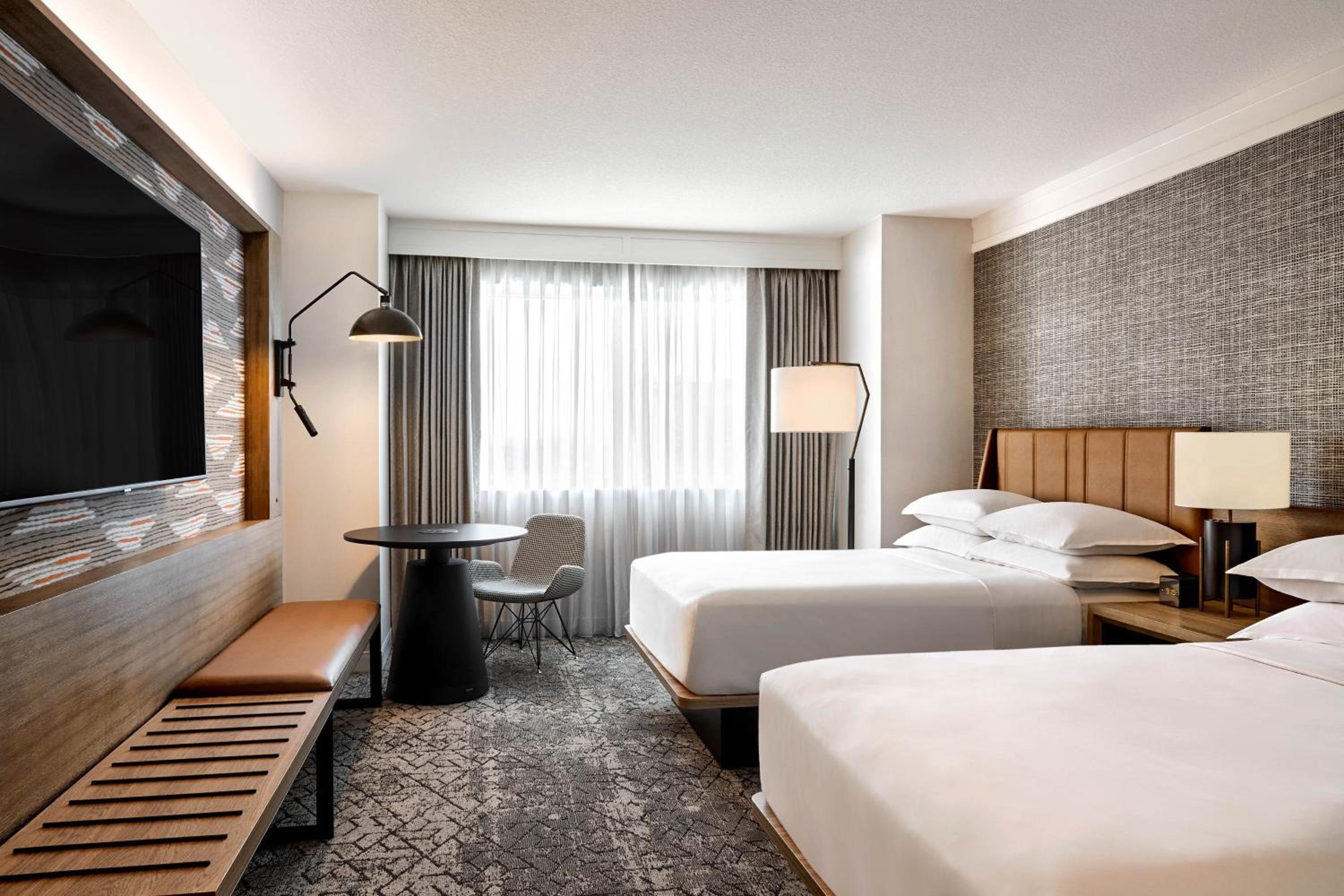 Executive Room, Club level, Guest room, 2 Double, City view - Photo 6