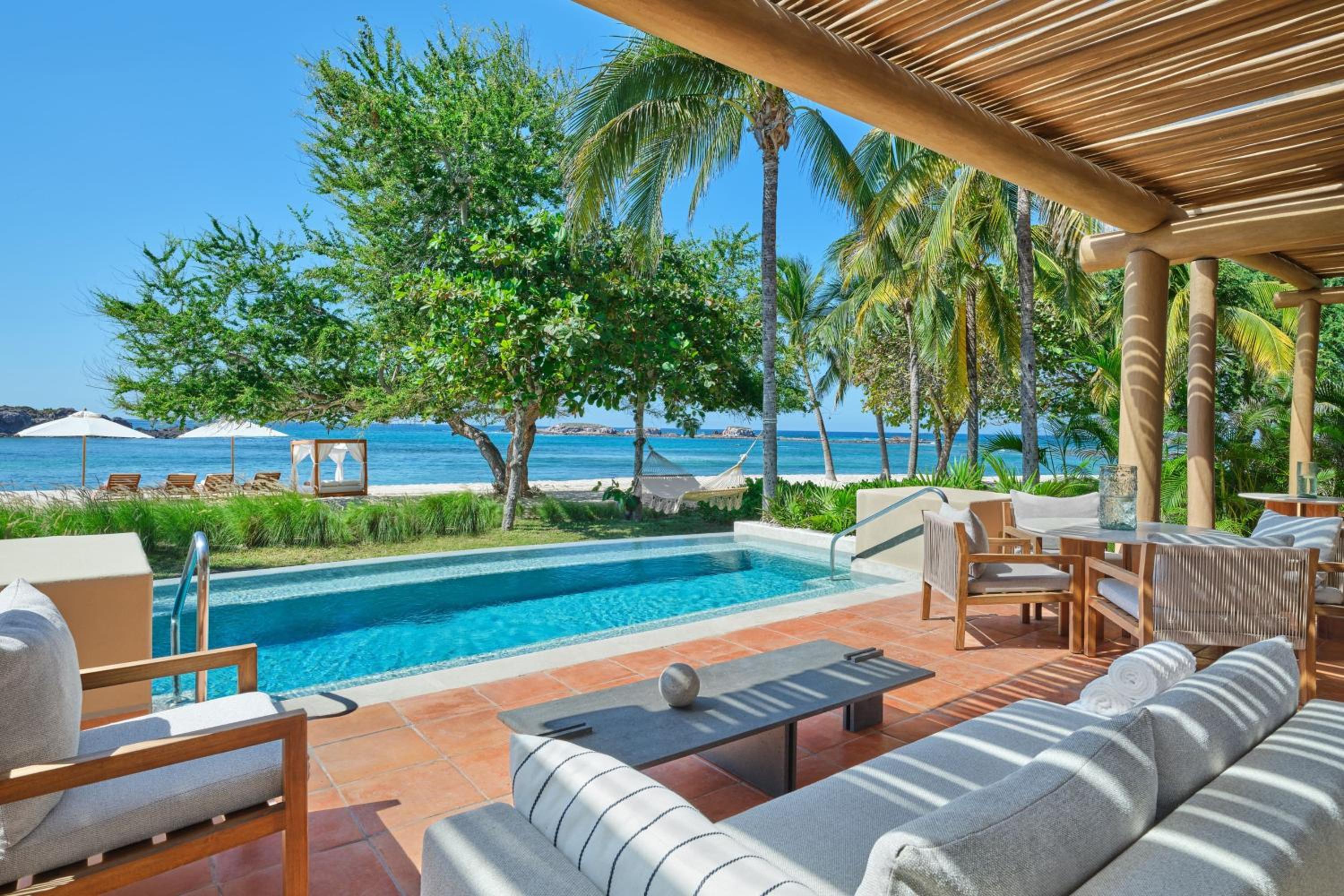 Luxury Villa, 1 Bedroom Villa, 1 King, Beachfront, Whirlpool - Photo 10