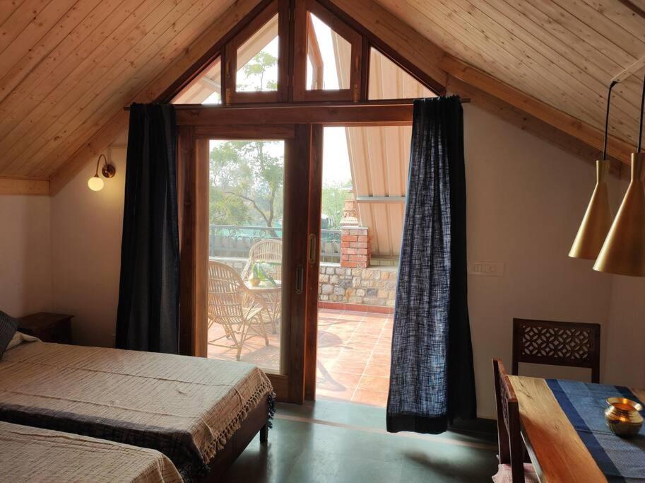 One-Bedroom House photo 1