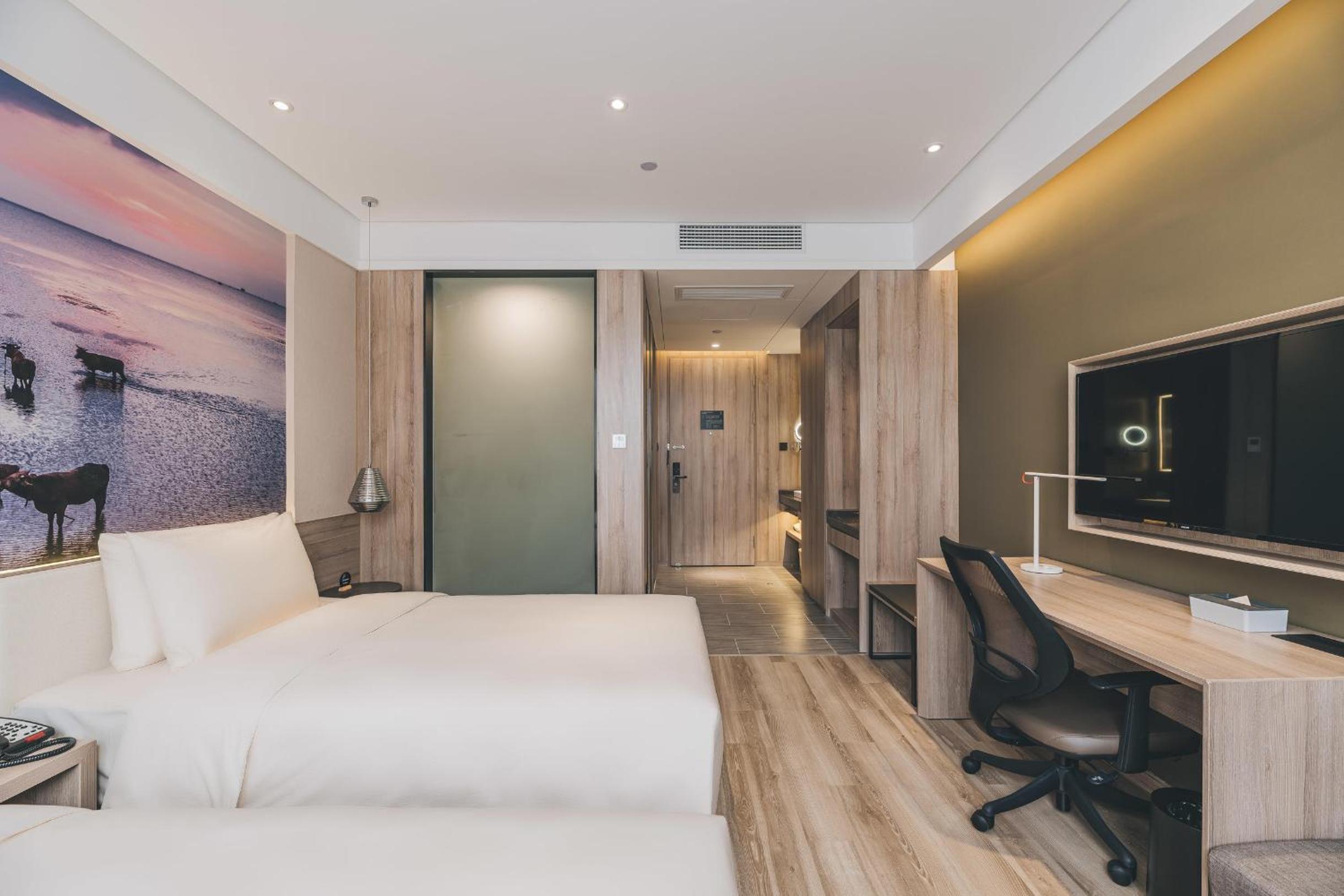 Elegant Twin Room
