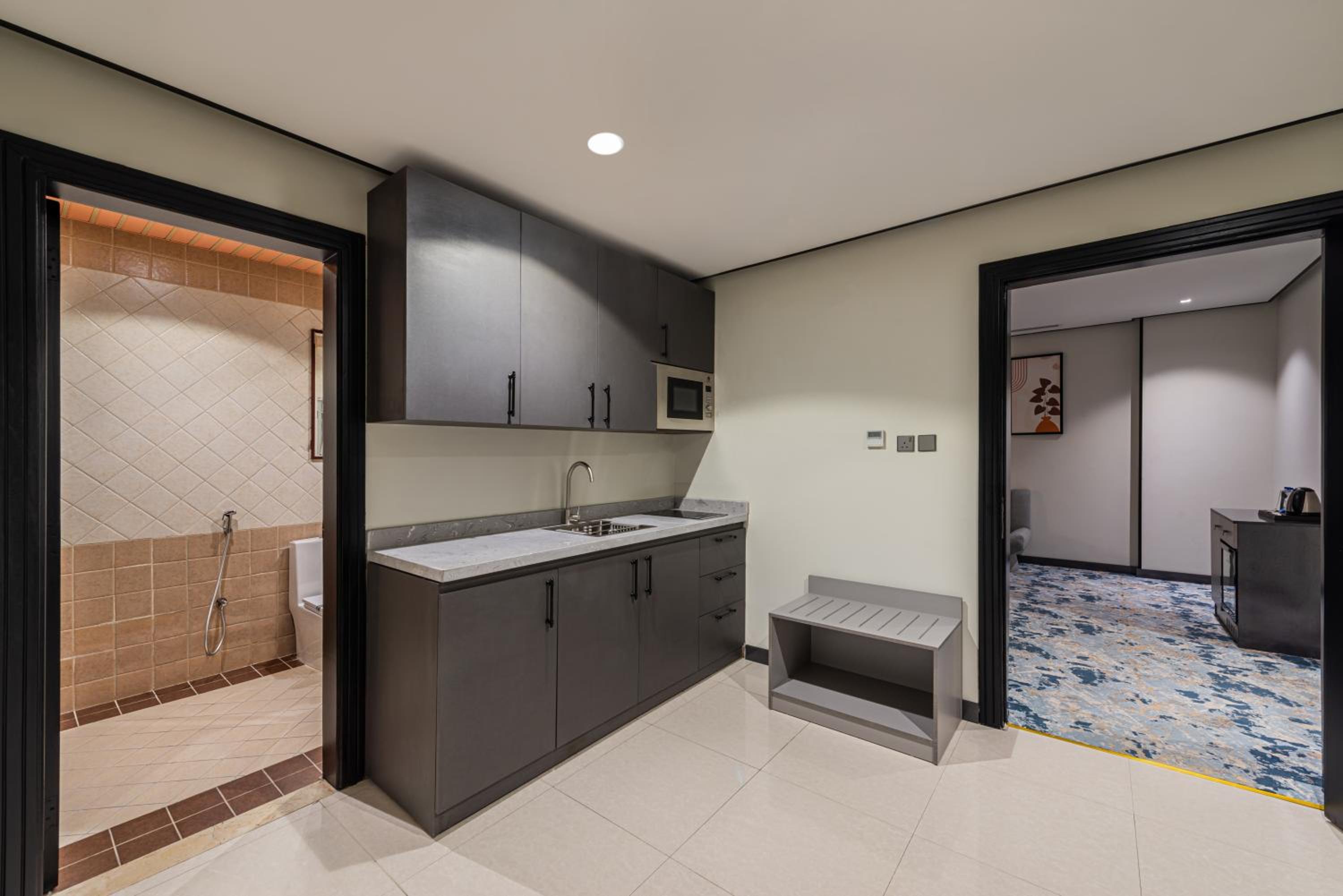 Deluxe Suite