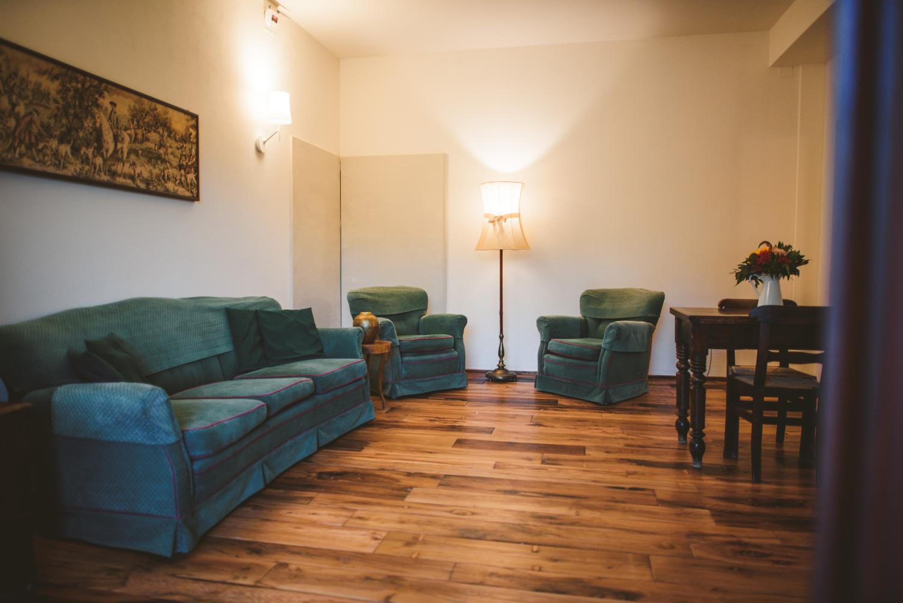 Double Room - Photo 2