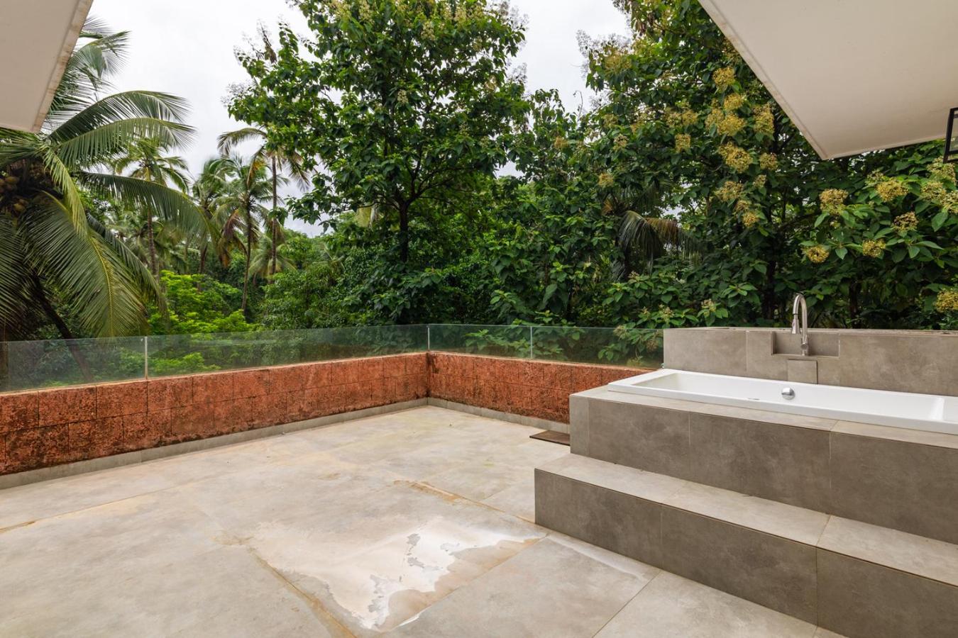 Villa photo 3
