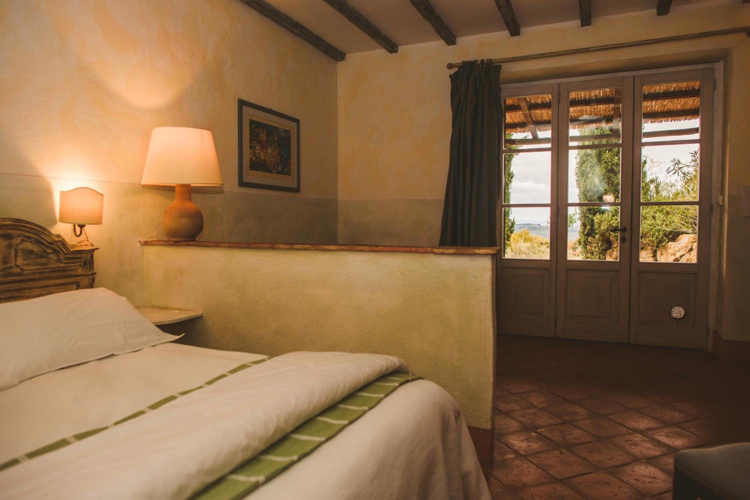 Deluxe Double Room - Photo 3