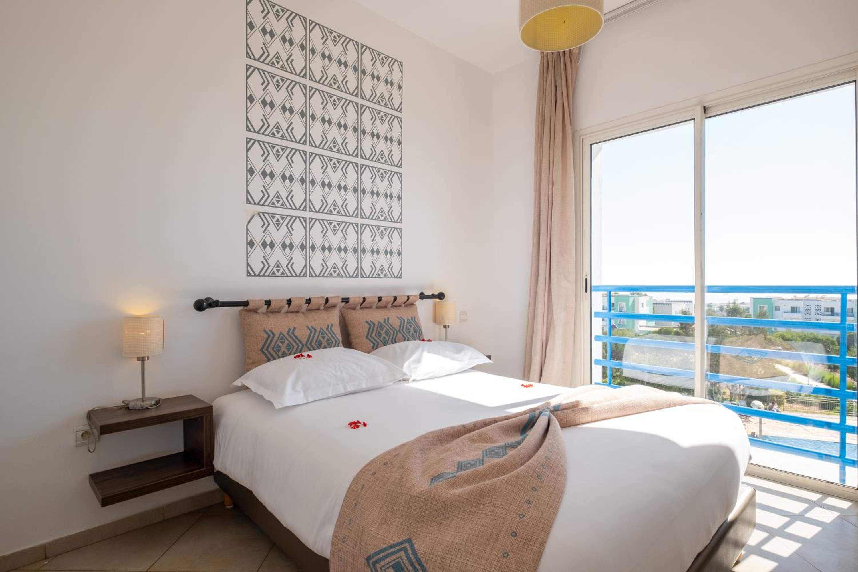 Apartment-Garden View - Photo 5