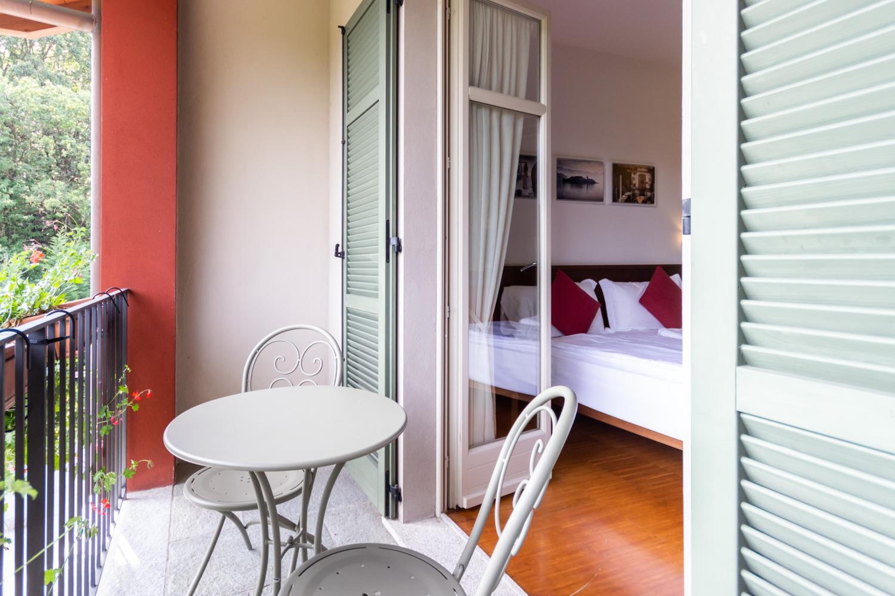 Double Room with Balcony photo 3