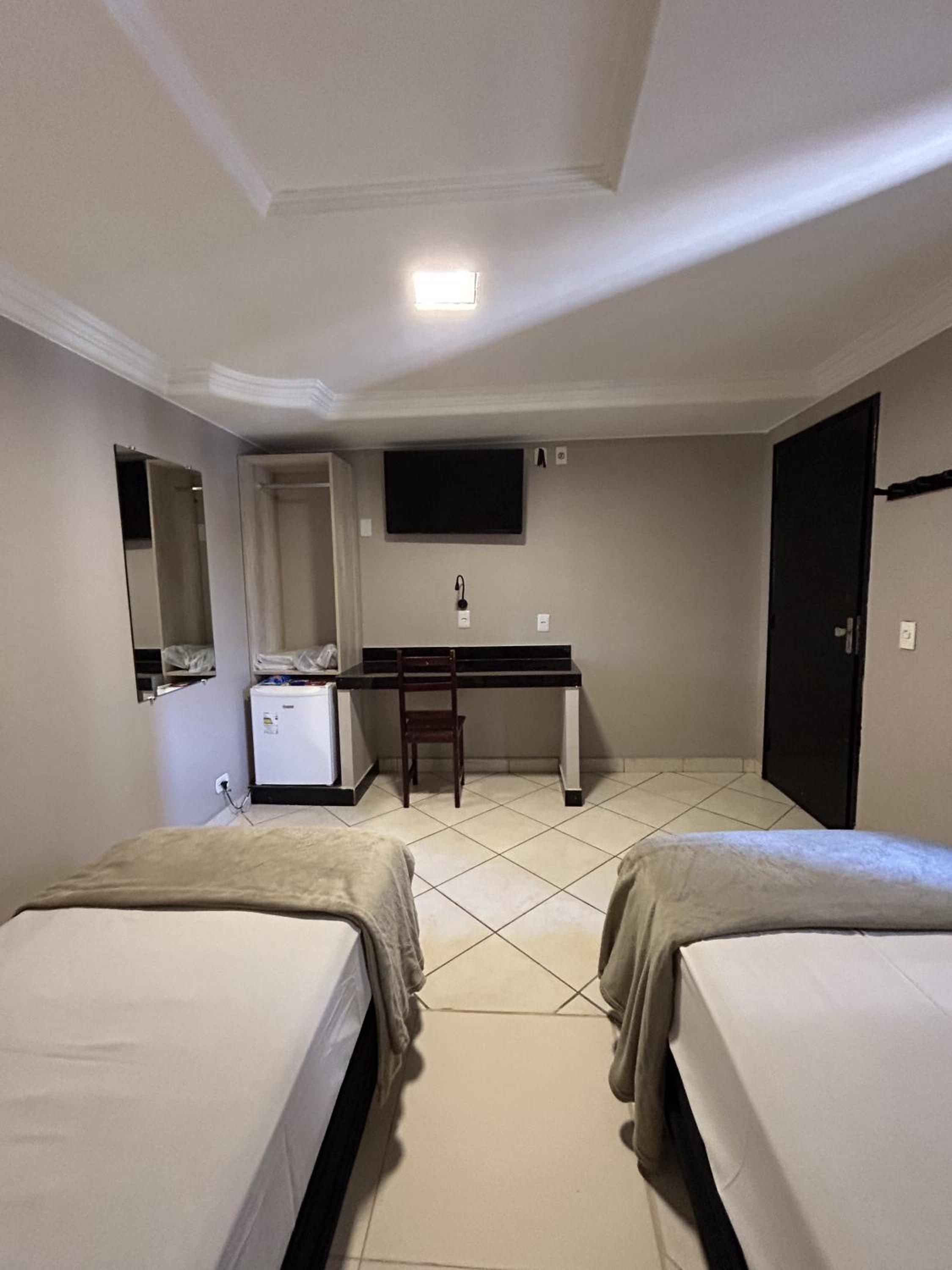 Double Room - Photo 3