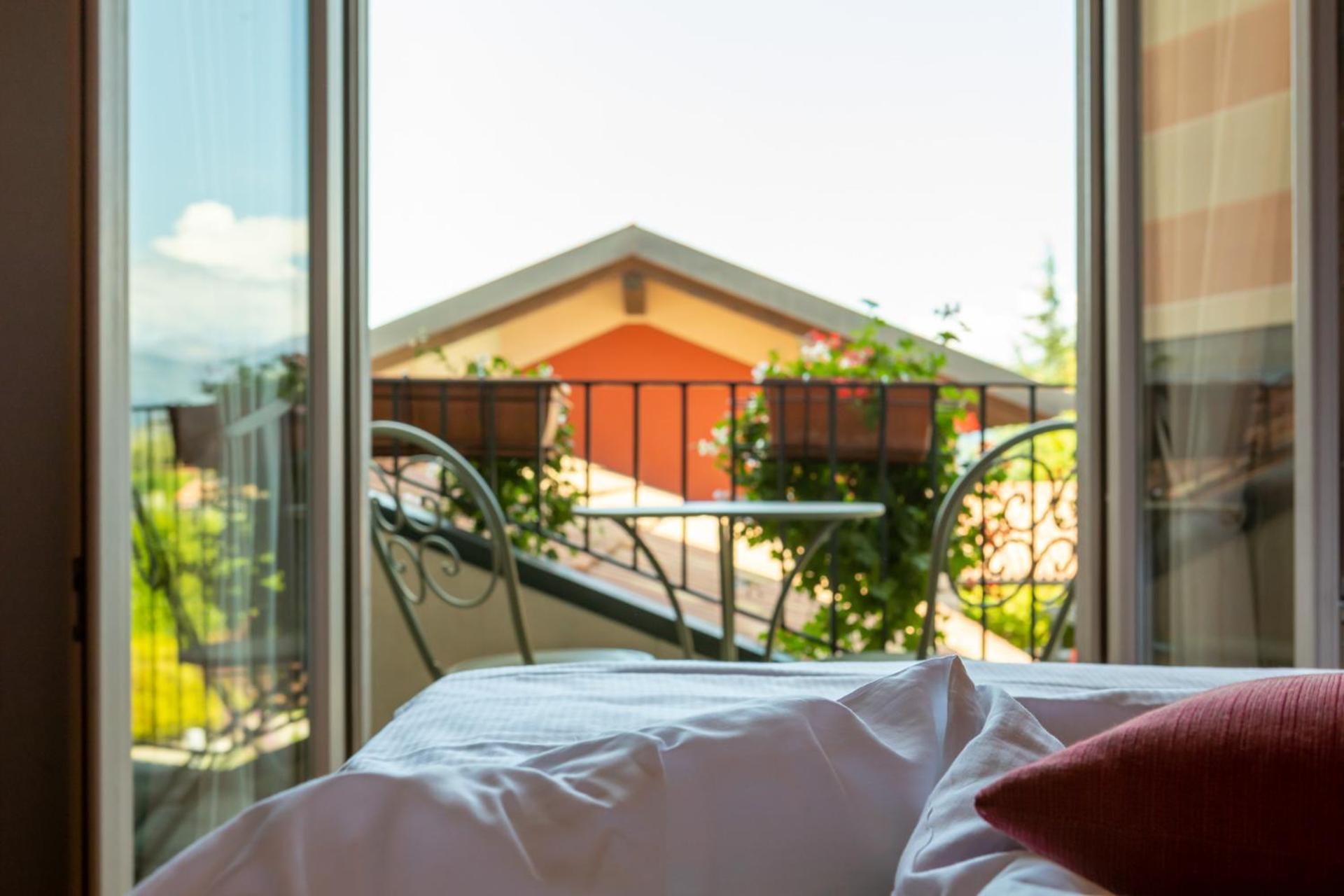 Double Room with Balcony photo 2