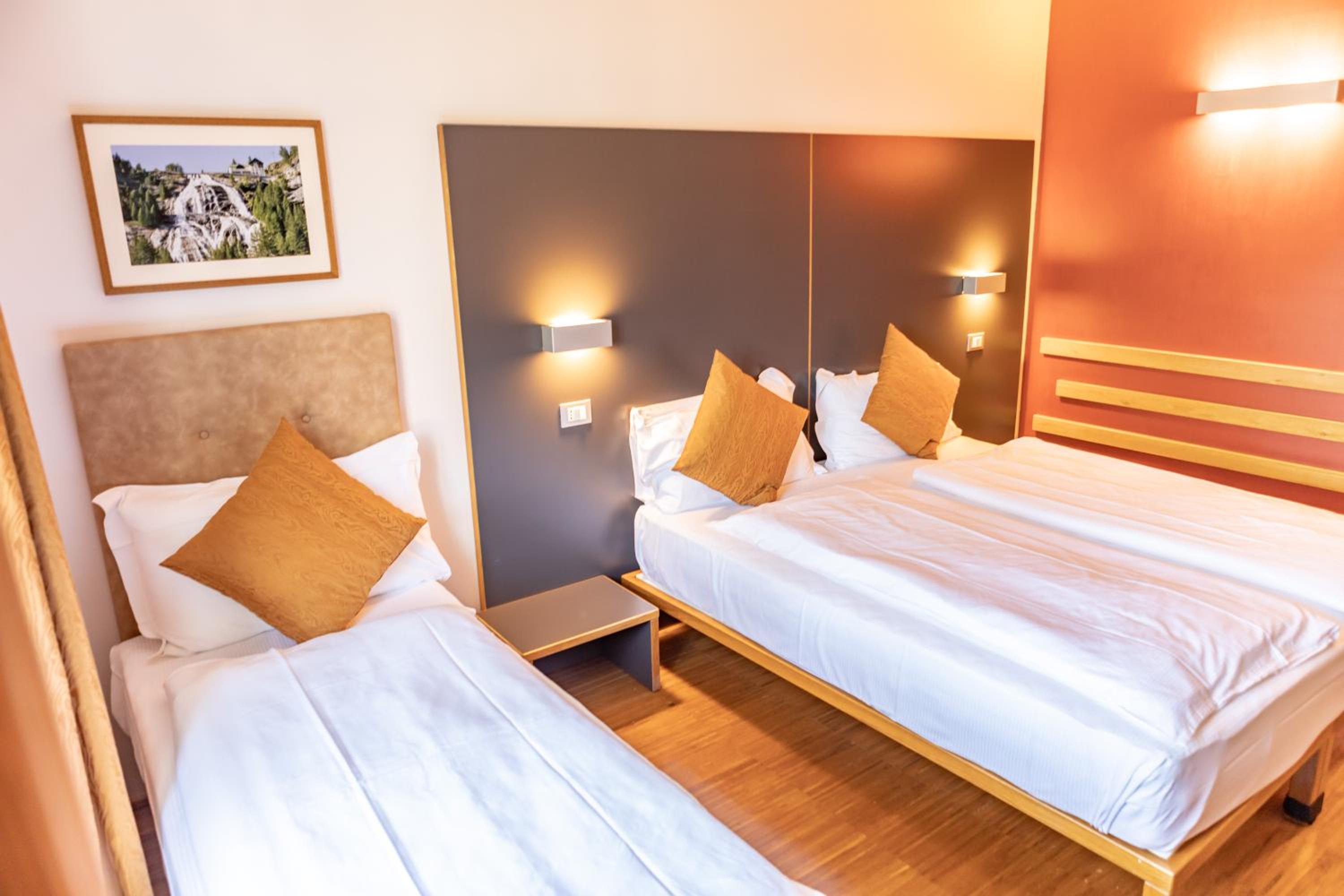 Triple Room photo 2
