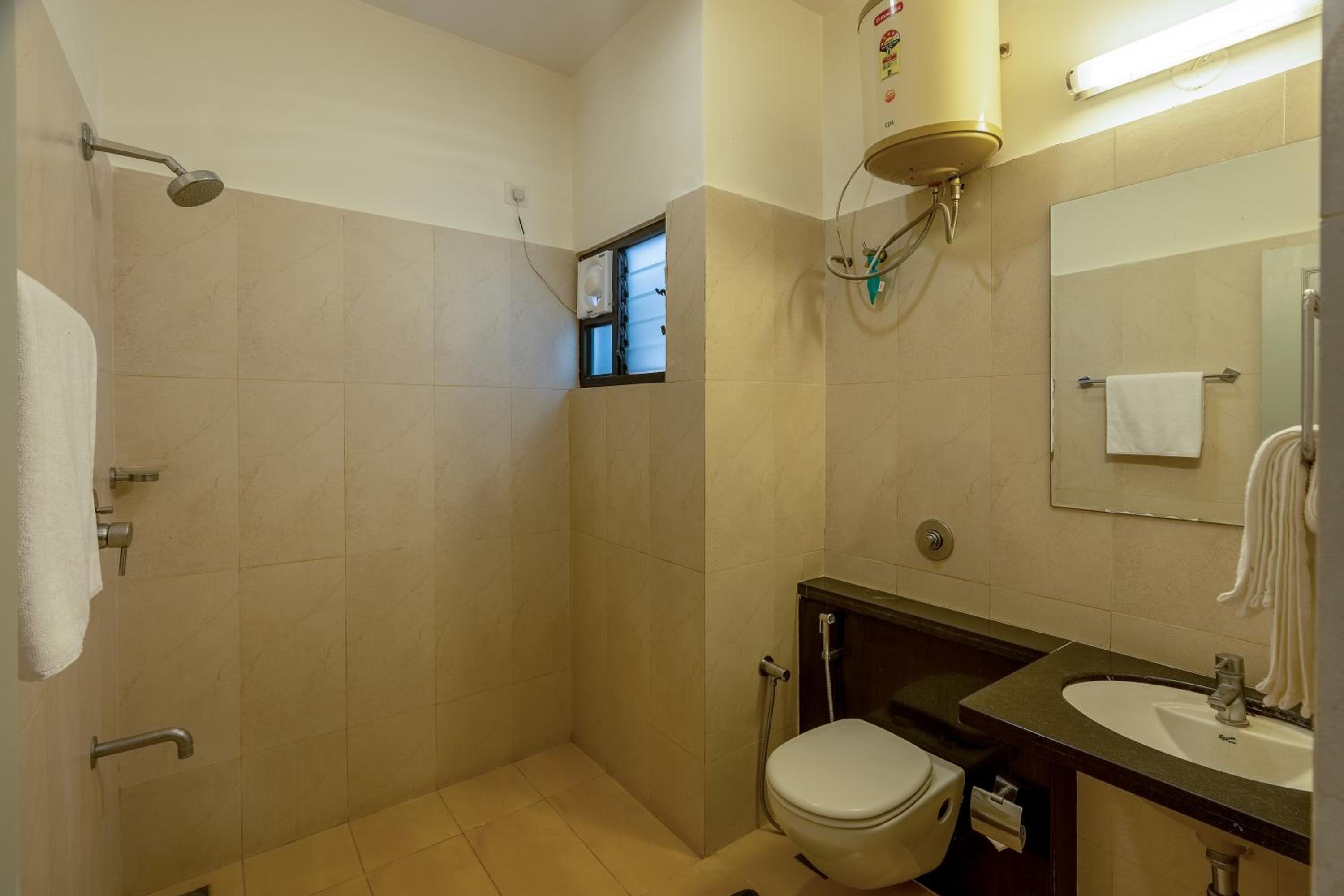 Standard Twin Room photo 2