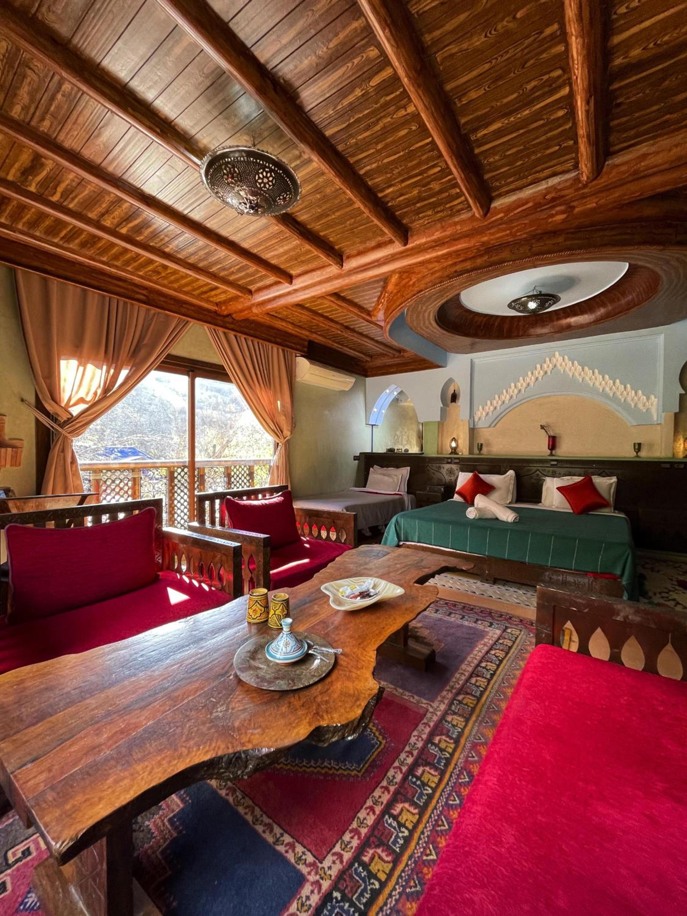 Double or Twin Room with Pool View photo 2