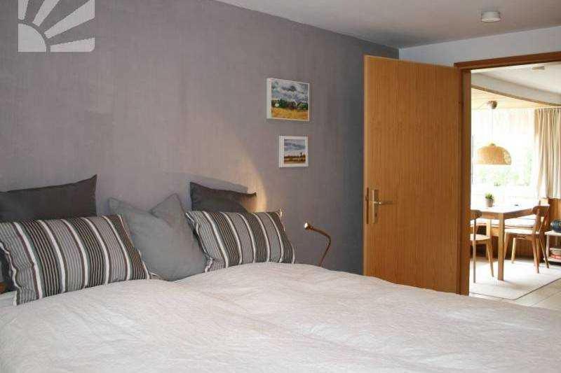 Two-Bedroom Apartment with Shower  photo 1