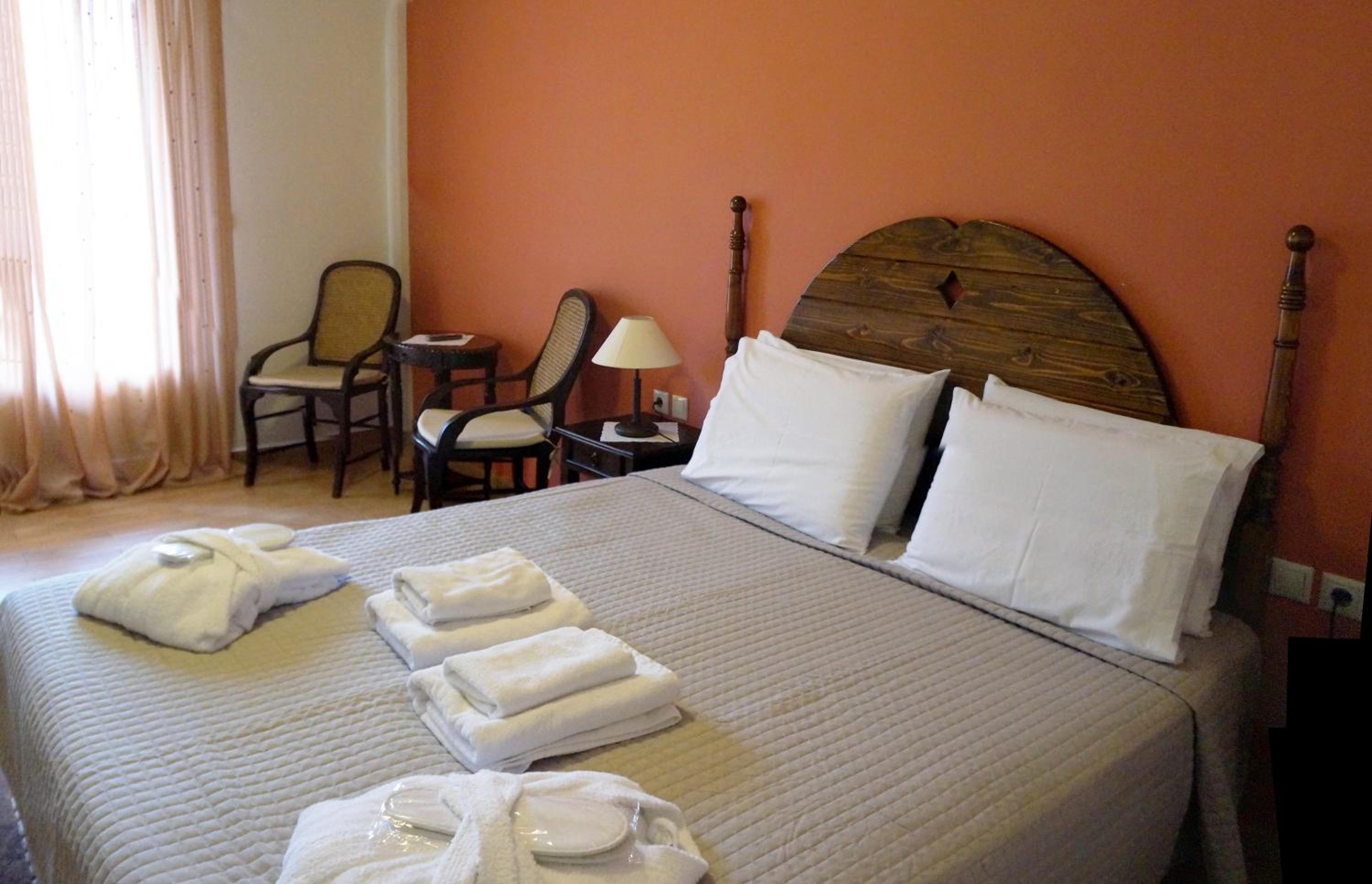 Superior Double or Twin Room - Photo 3