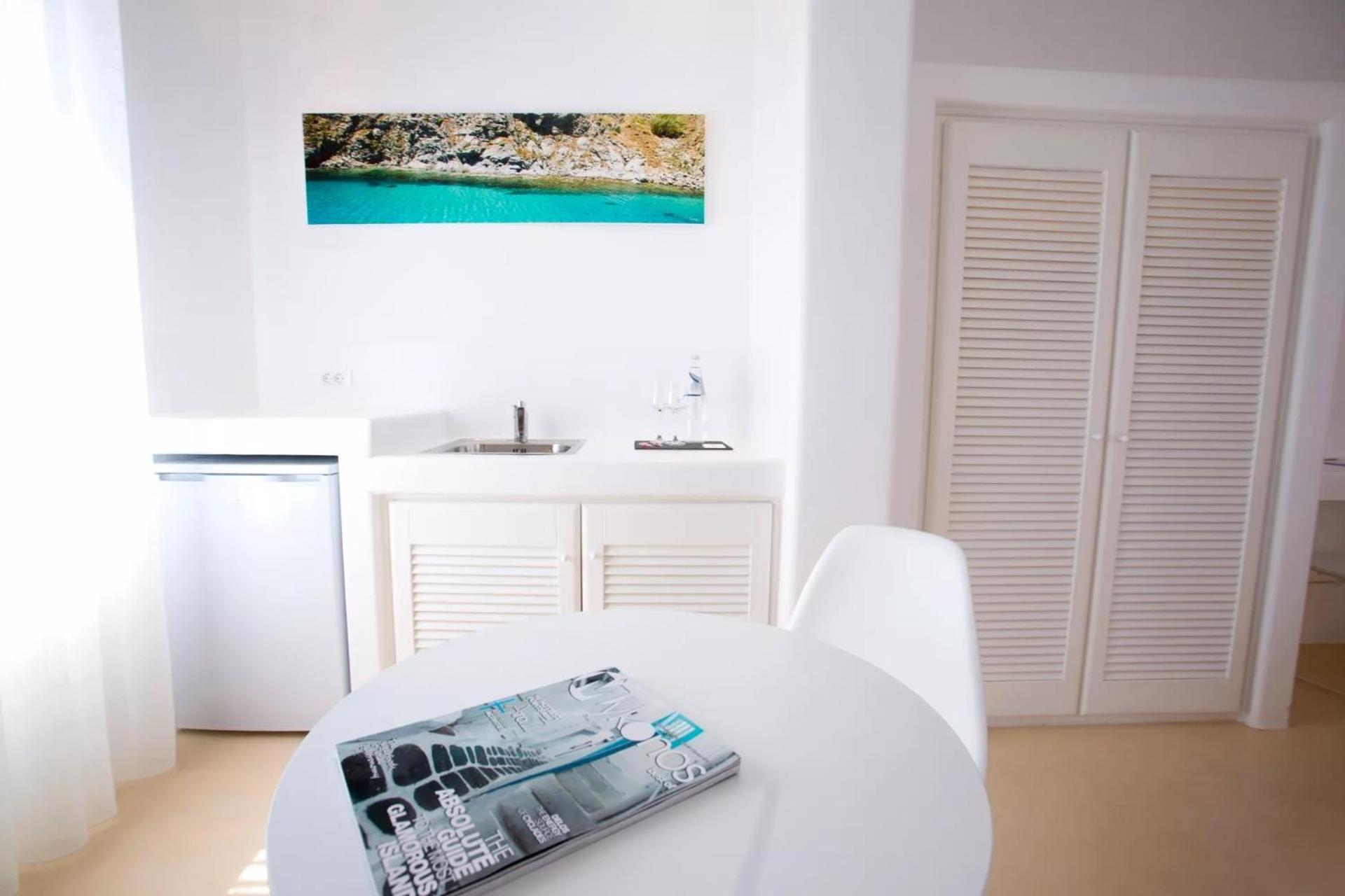 Junior Suite with Sea View - Photo 2