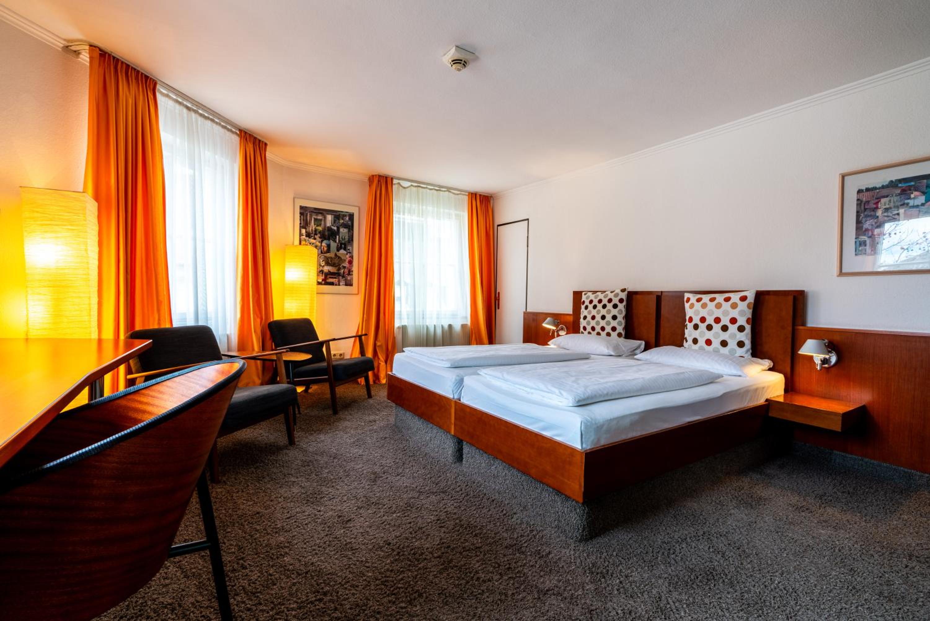 Deluxe Twin Room
