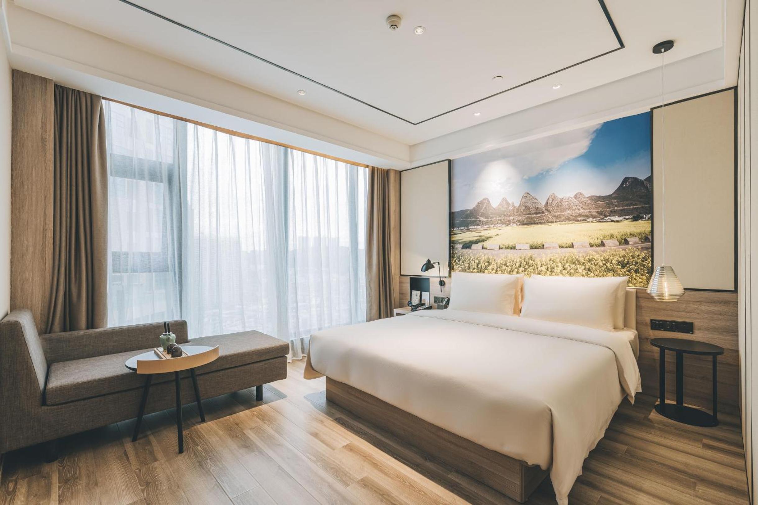 Elegant Double Room photo 1