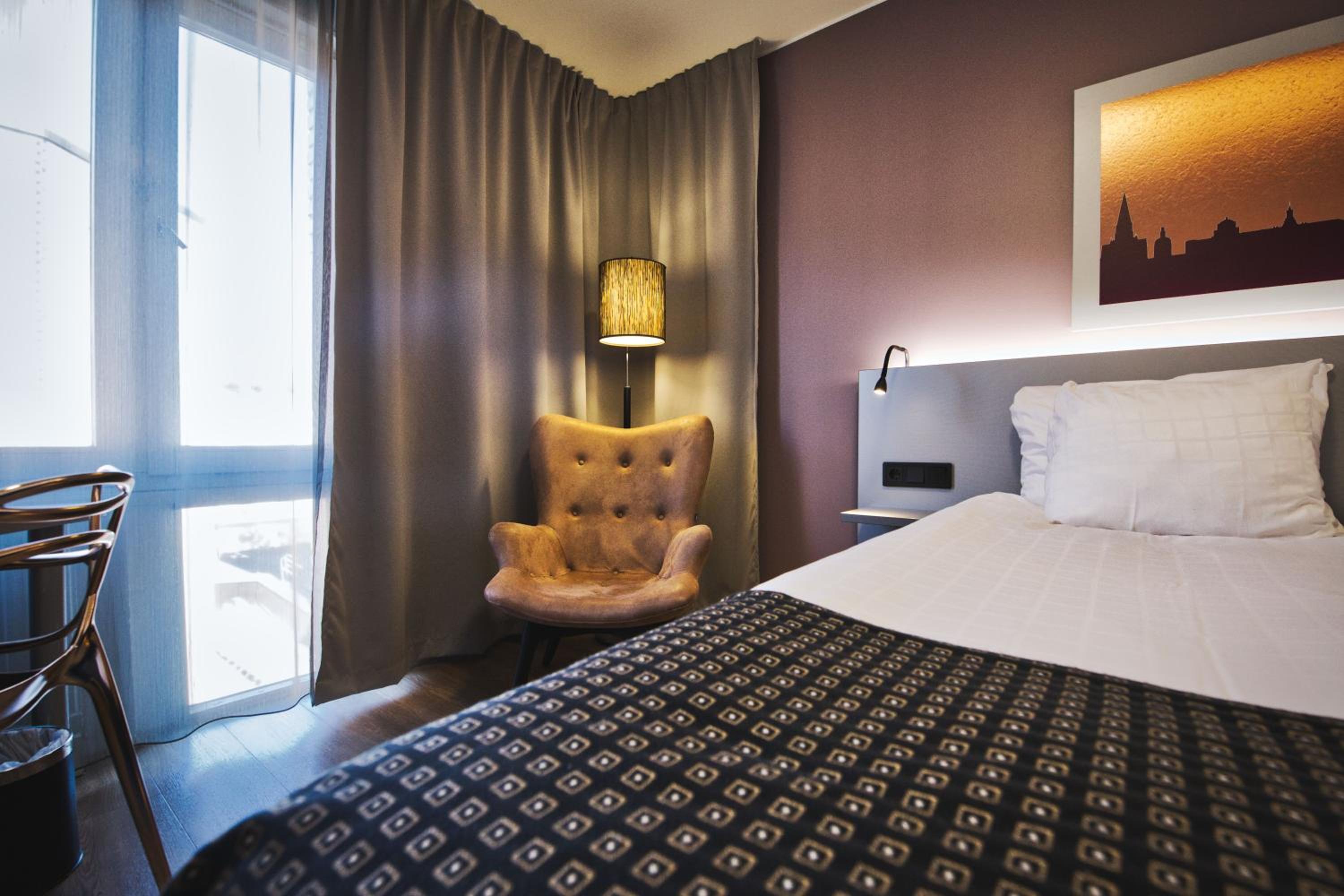 Double Room - Photo 2