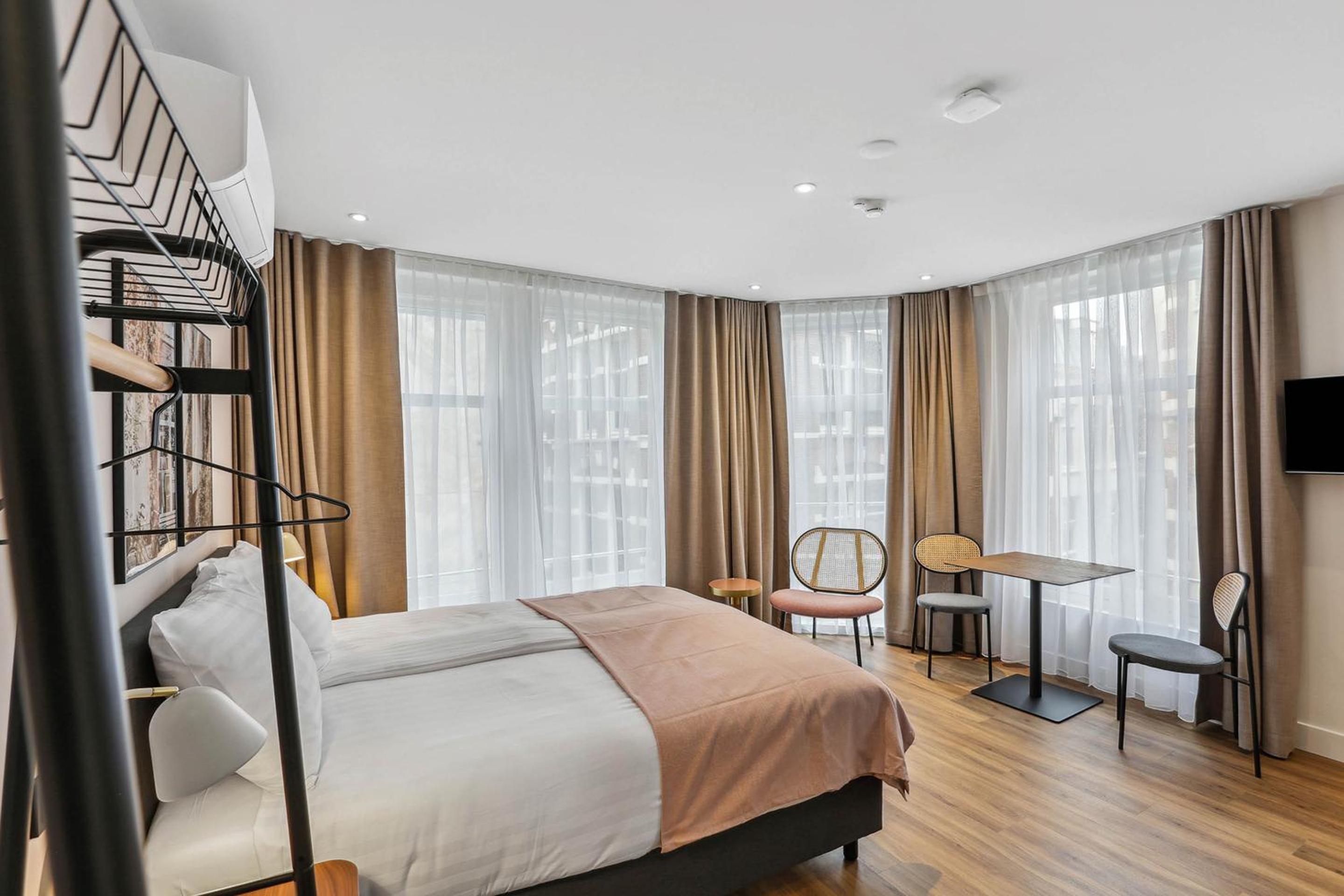 Suite with French balcony photo 1