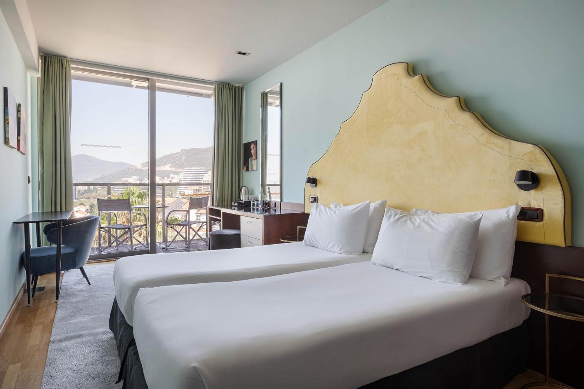 Deluxe Double Room with Balcony