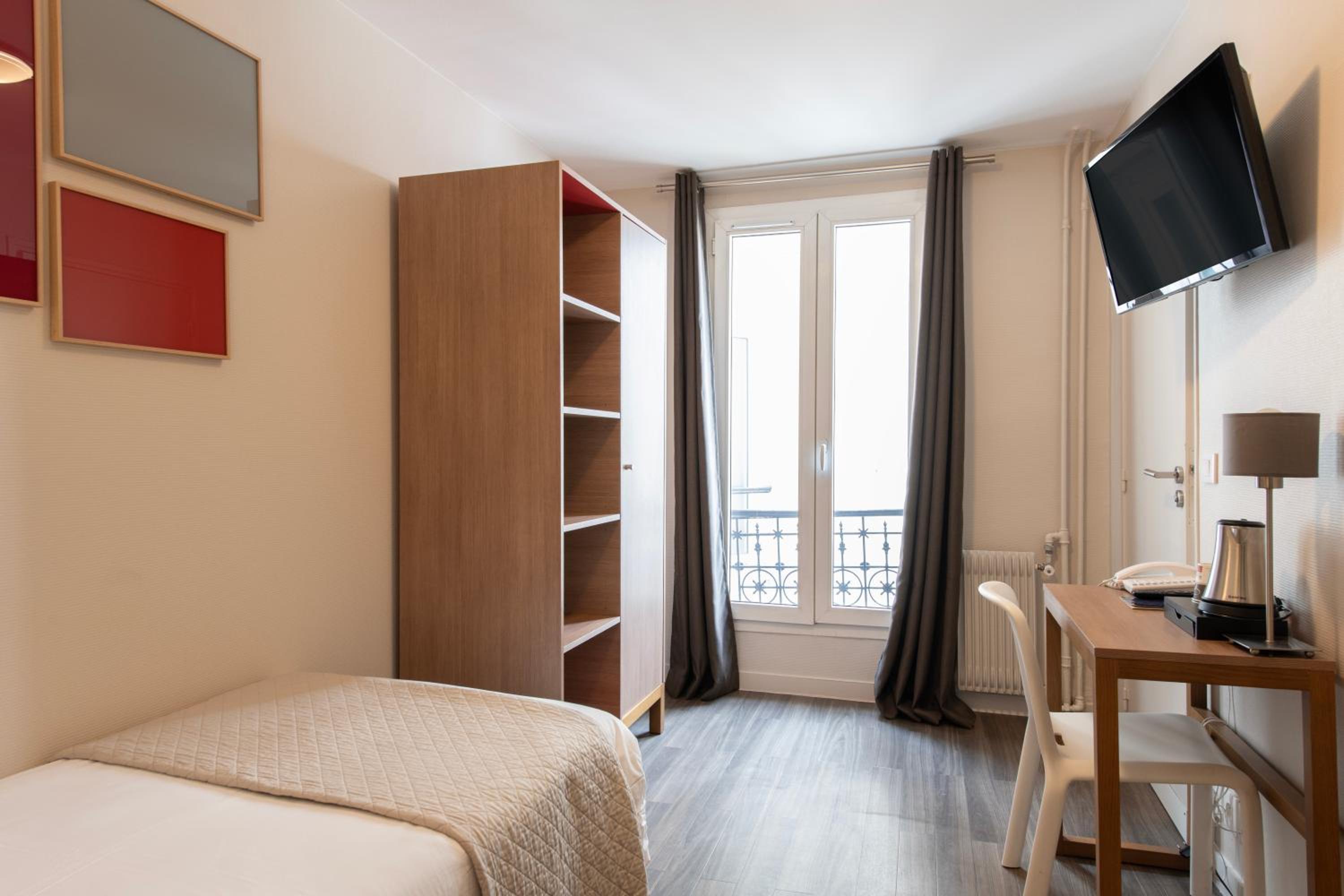 Single Room photo 2