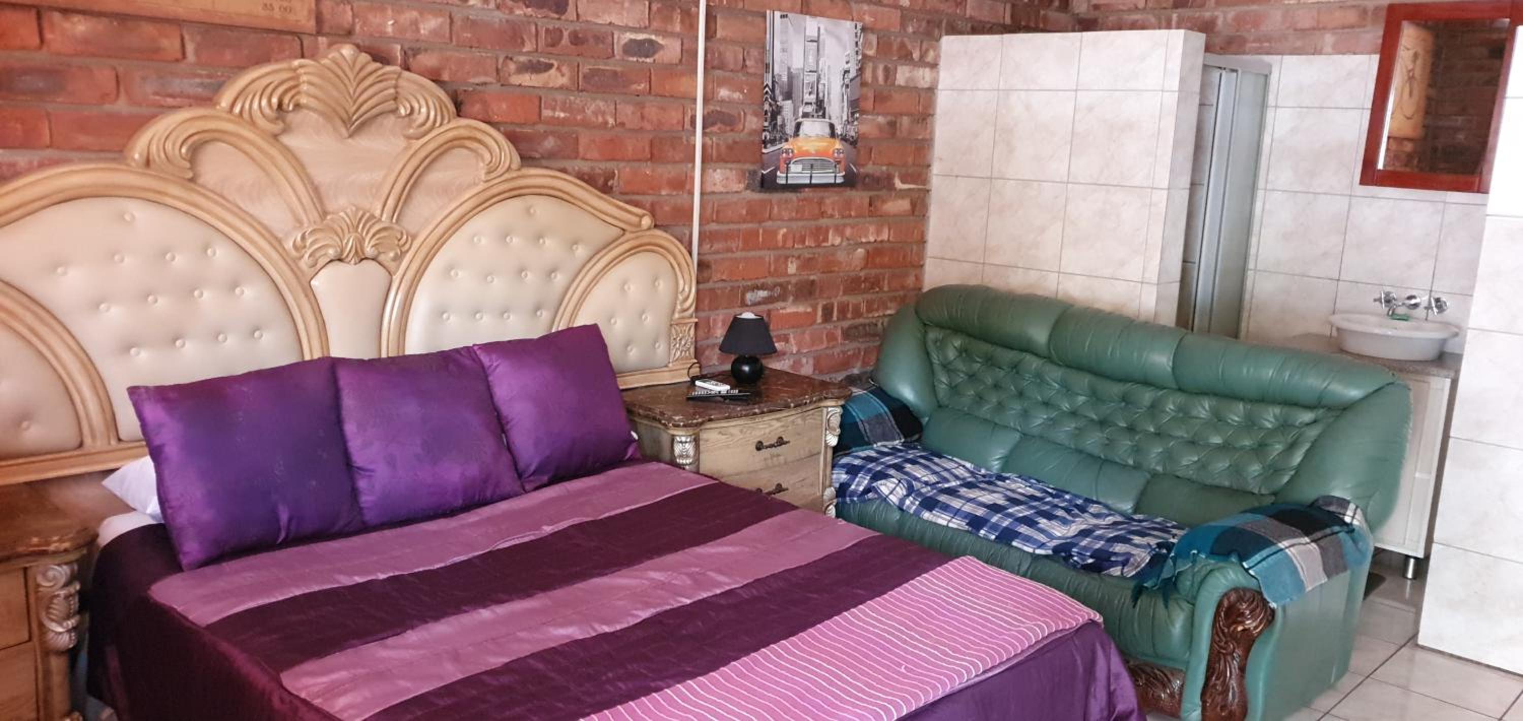 Double or Twin Room photo 3