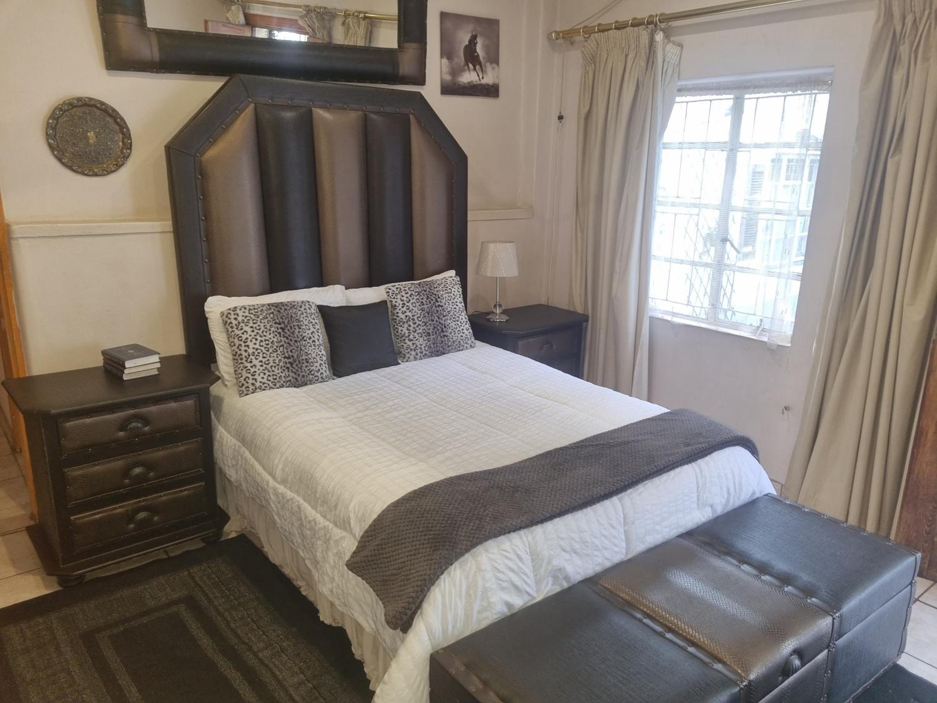 Double or Twin Room photo 2