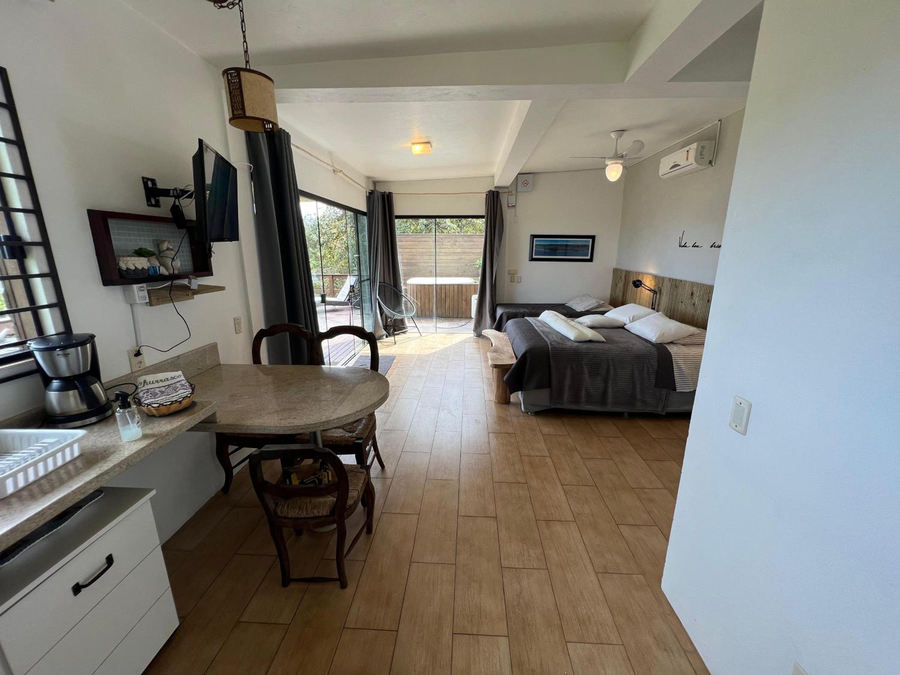 Suite with Spa Bath - Photo 18