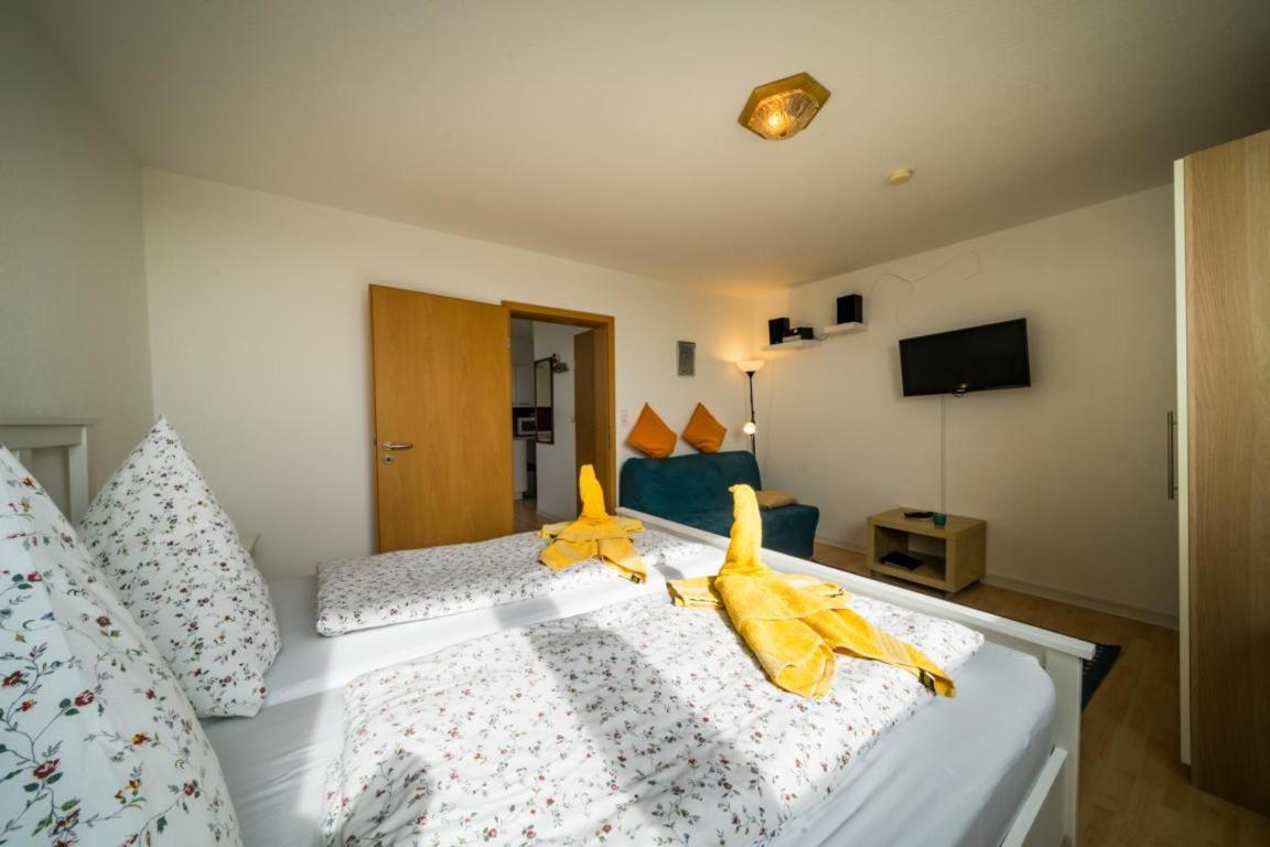 Superior One-Bedroom Apartment with Balcony