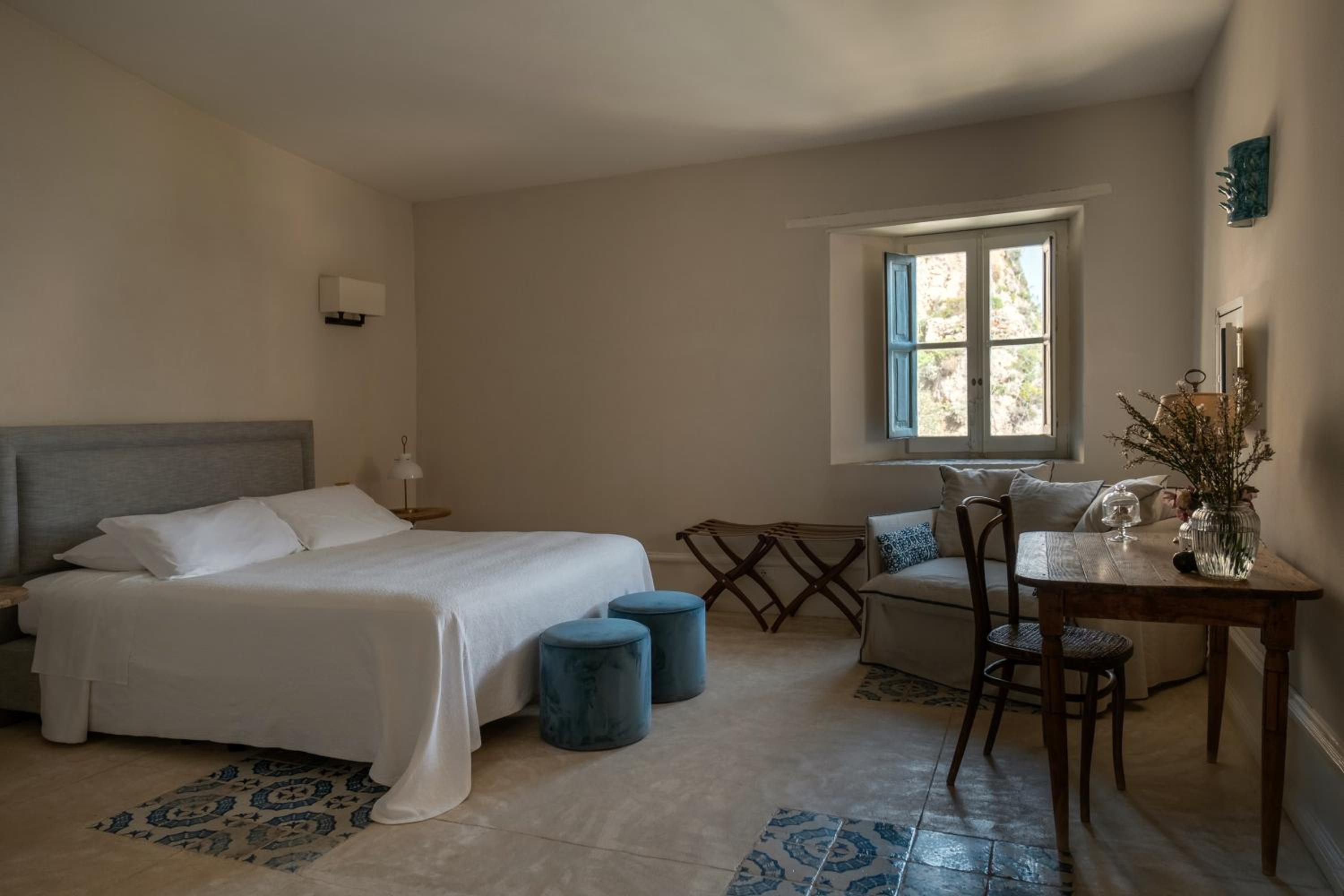 Deluxe Double Room with Sea View