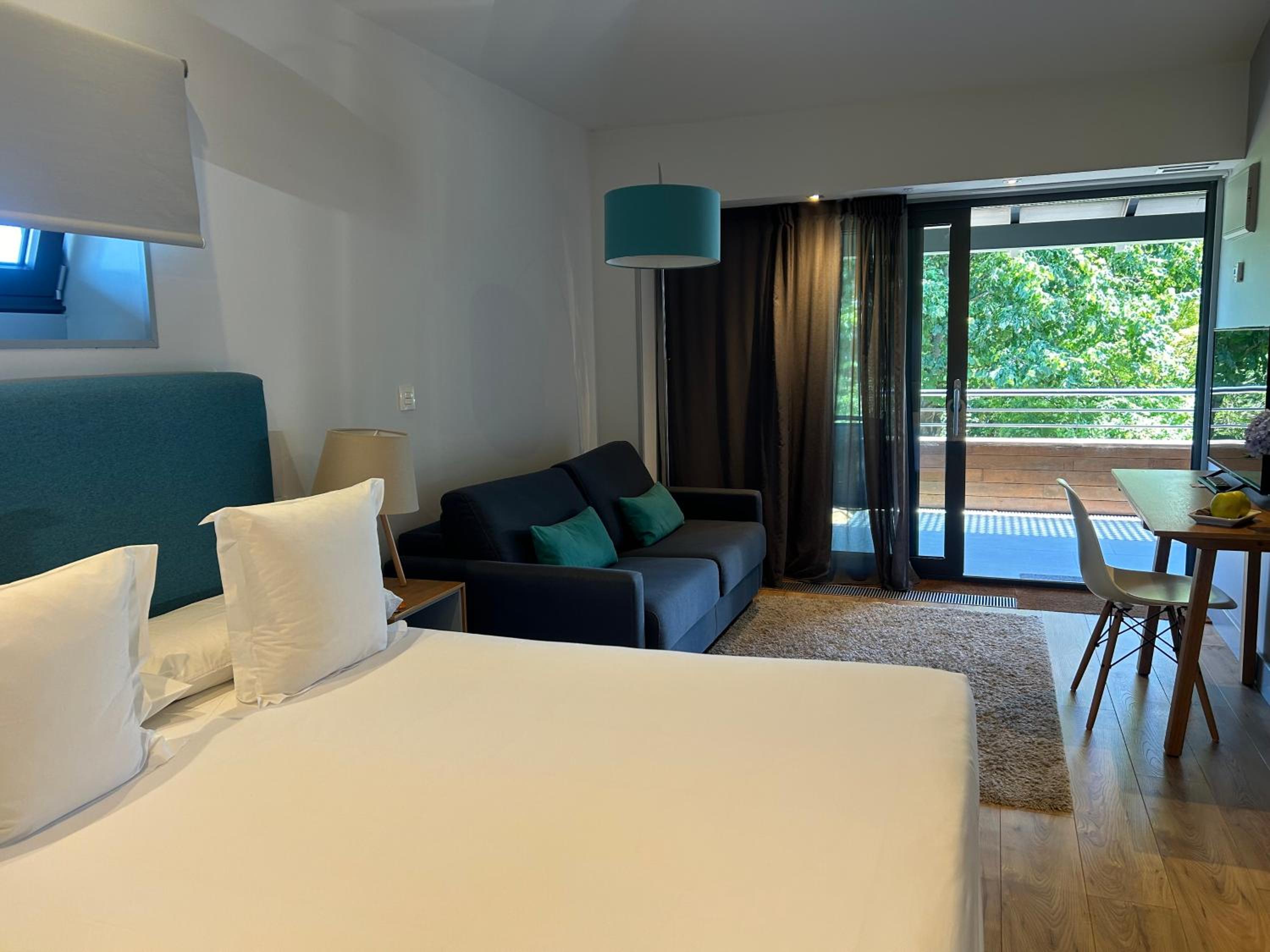 Double Room with Garden View - Annex Building photo 3