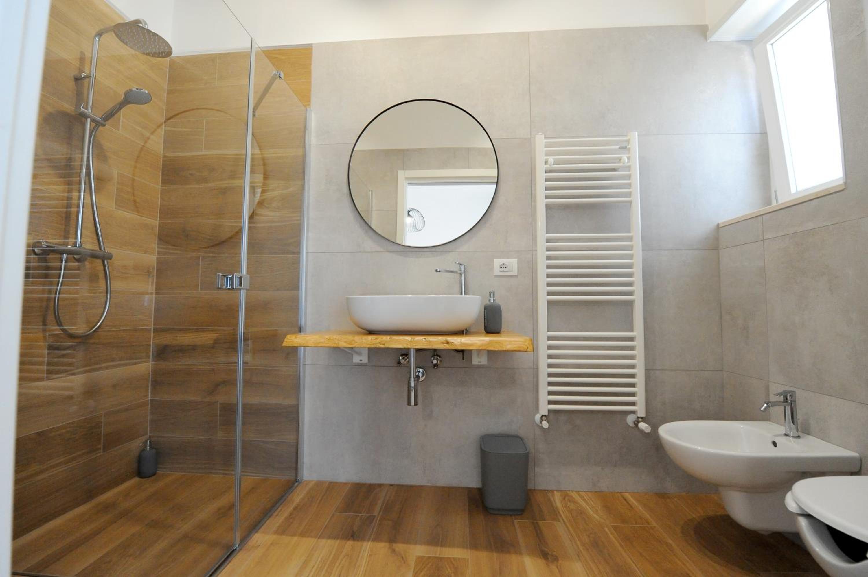 King Room - Disability Access photo 3