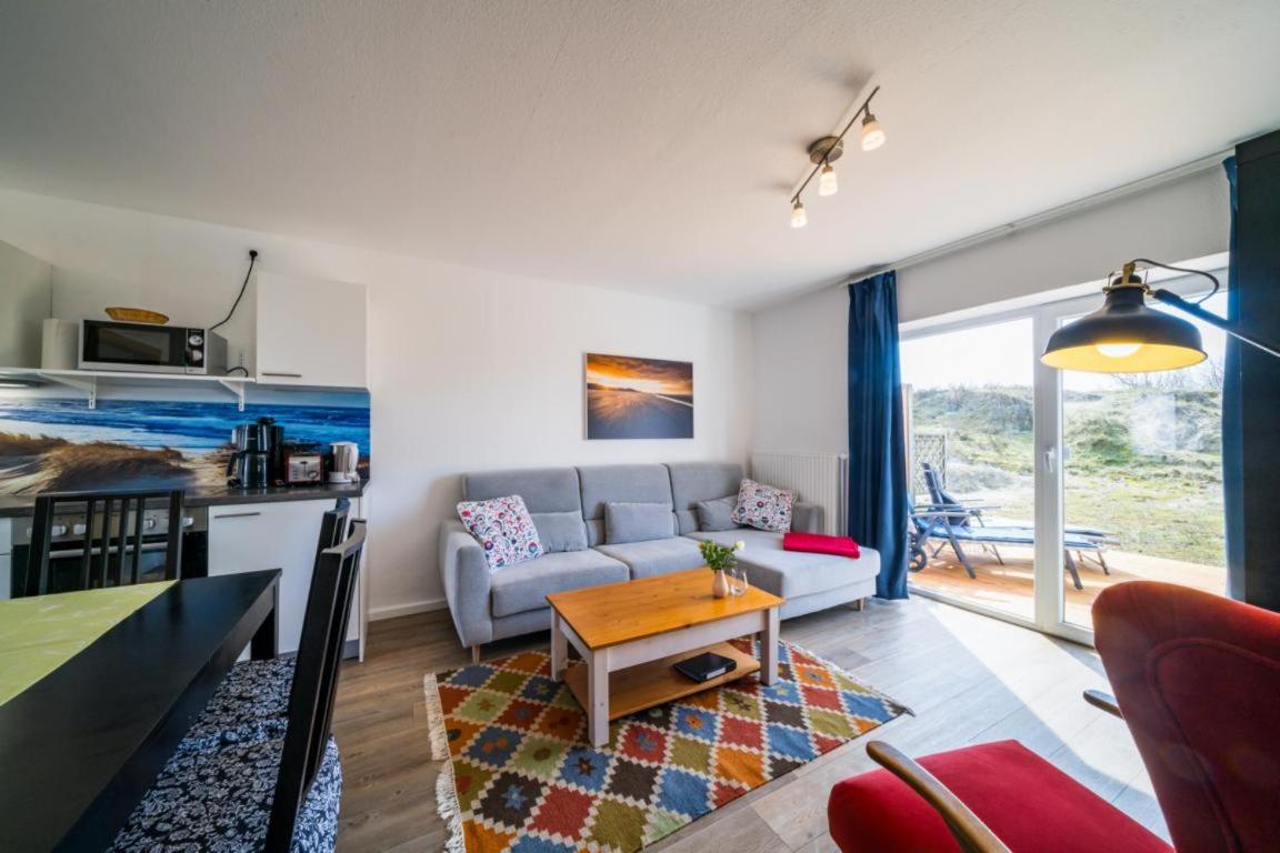Two-Bedroom Deluxe Apartment with Ocean View photo 2