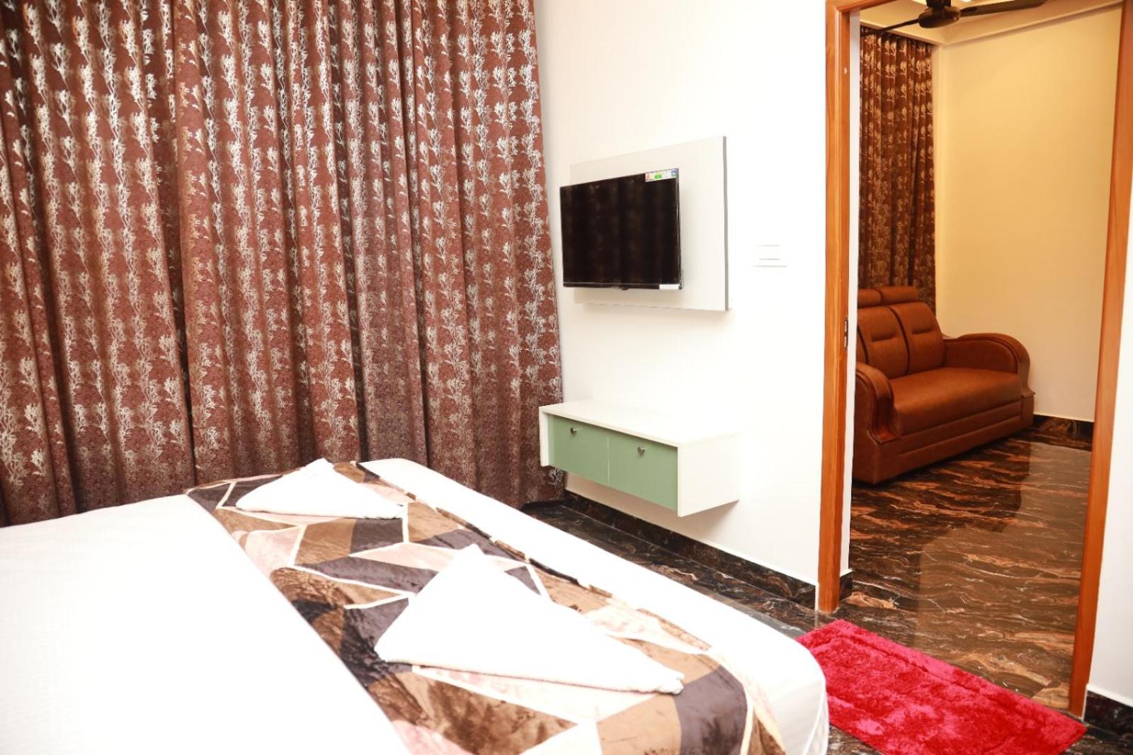 Deluxe Double Room photo 2
