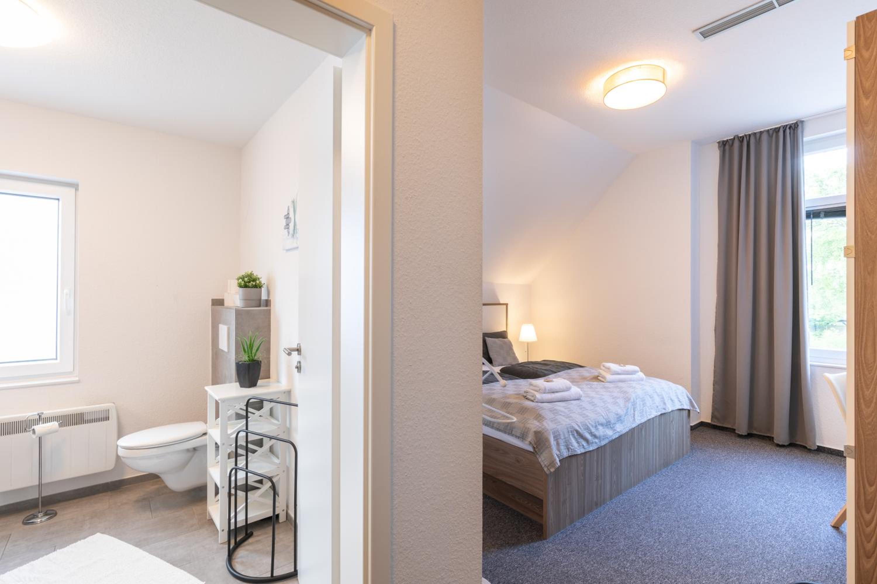 Double Room - Photo 13