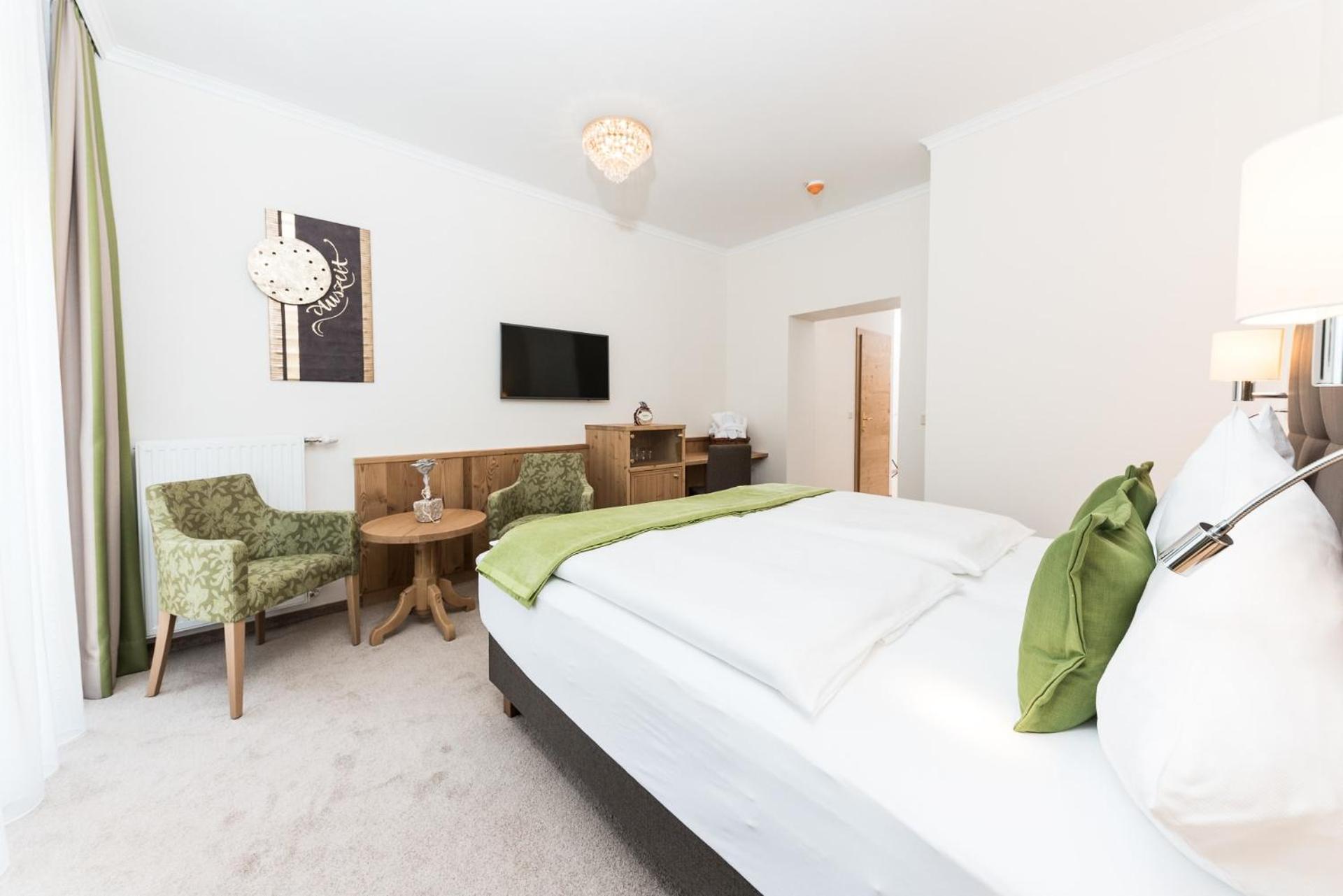 Standard Double Room - Photo 4